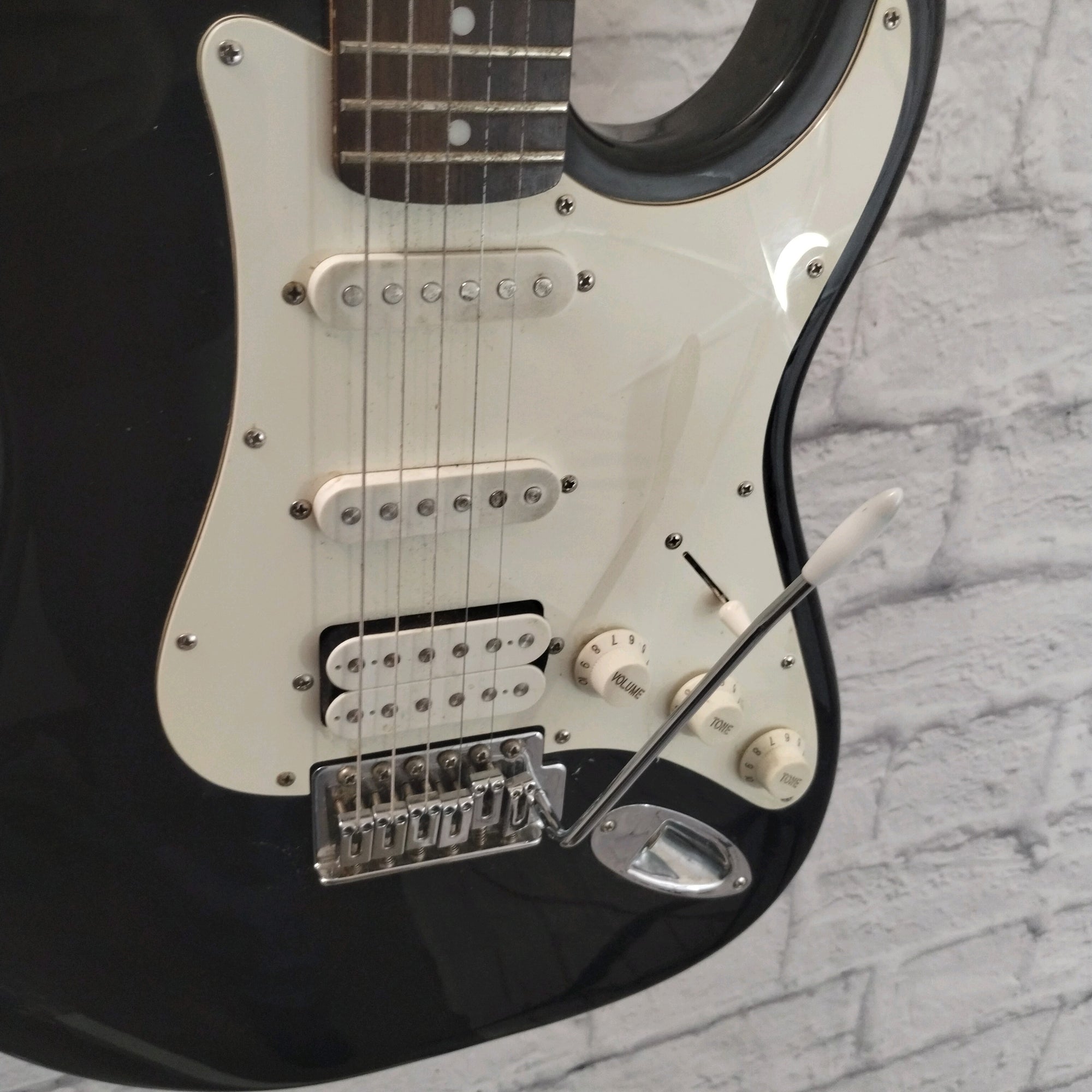 S101 EFS24/BK Strat Strat Style Electric Guitar