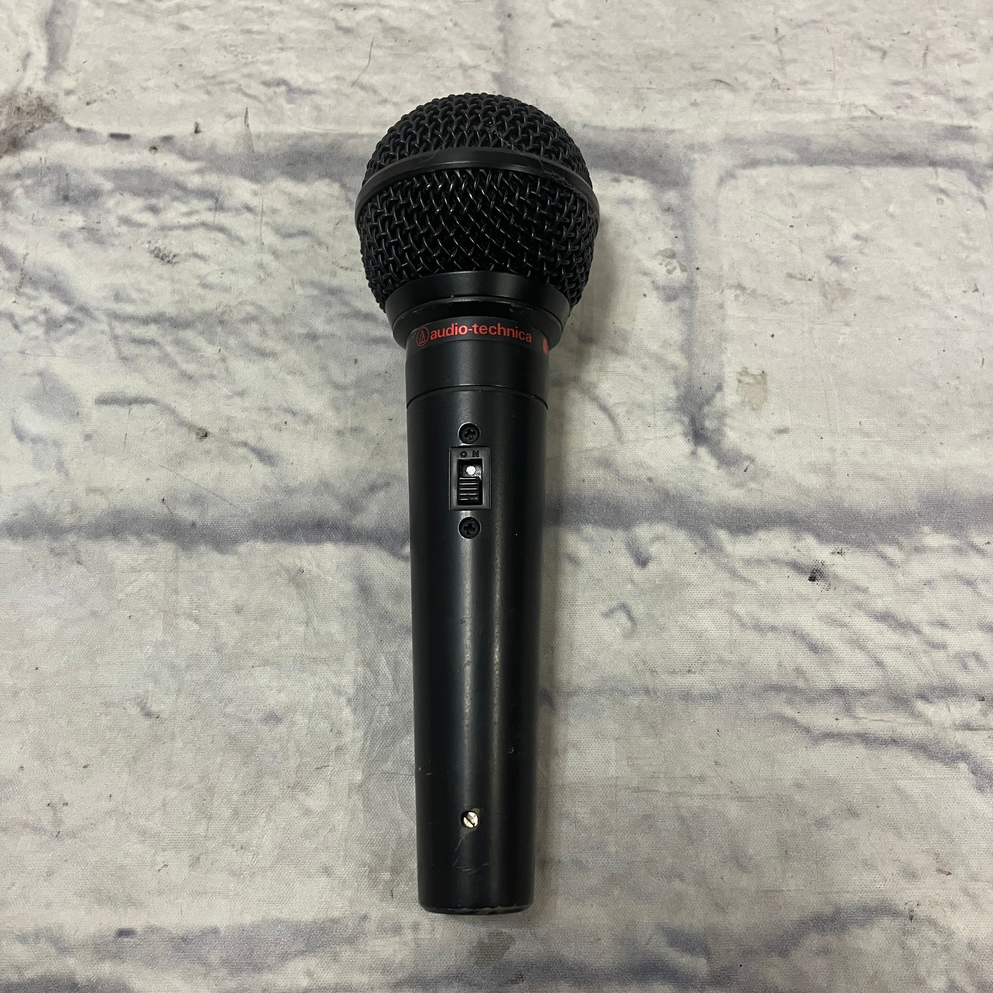 Audio-Technica Pro4H Dynamic Microphone