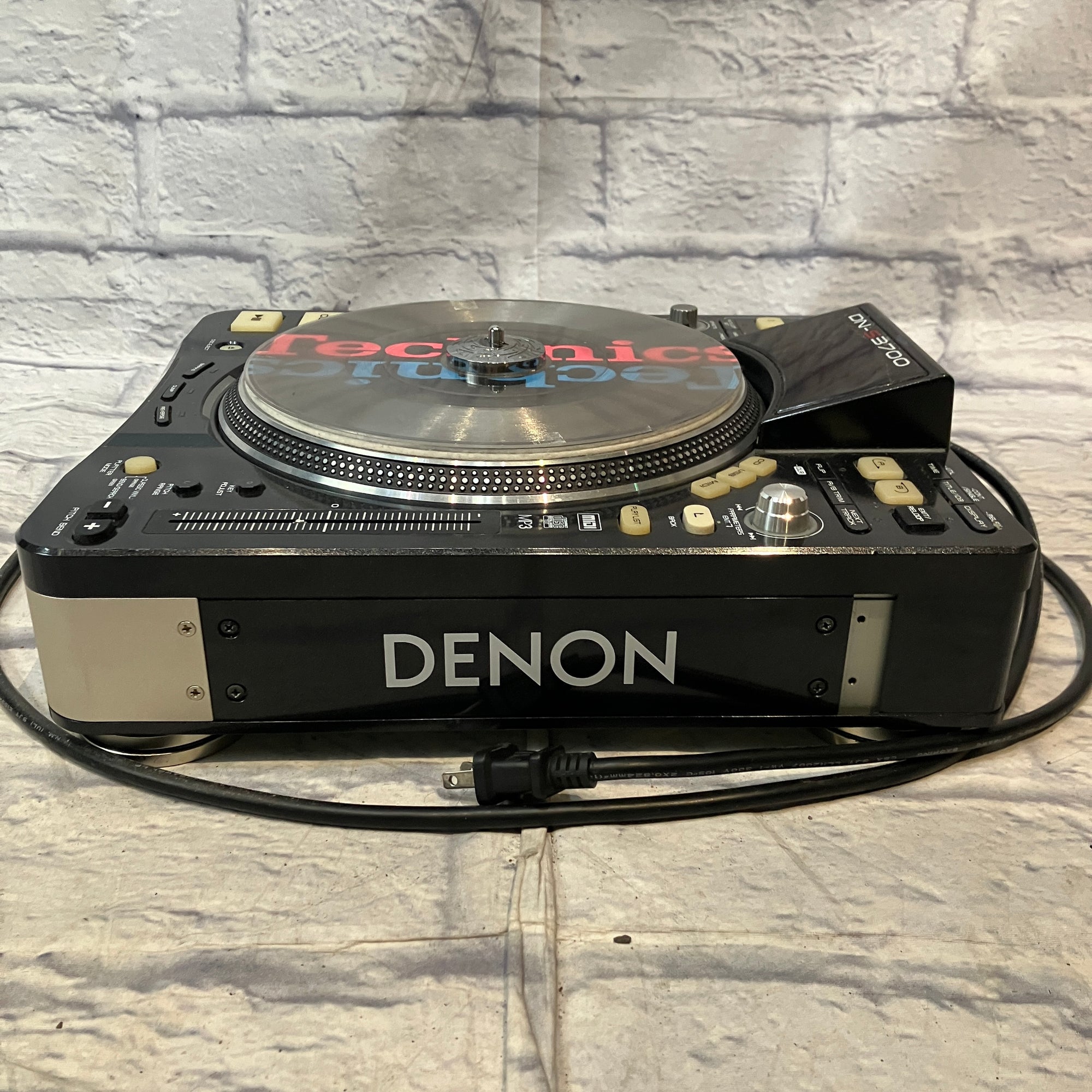 Denon DN-S3700 CDJ / DJ Turntable - Evolution Music
