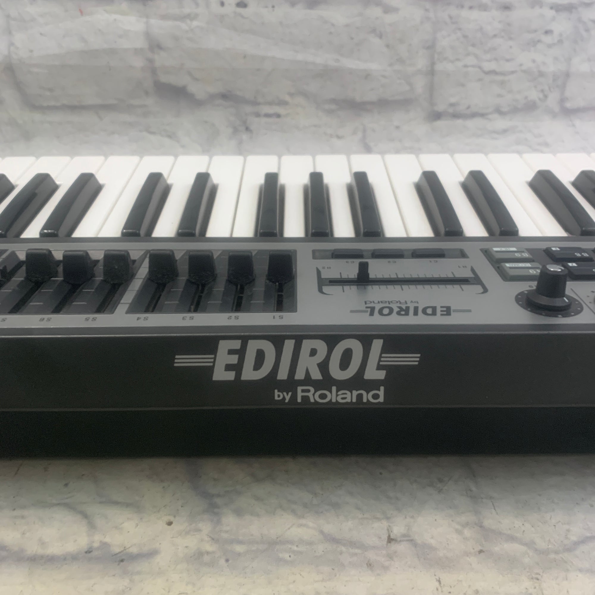 Edirol PCR-500 Midi Controller