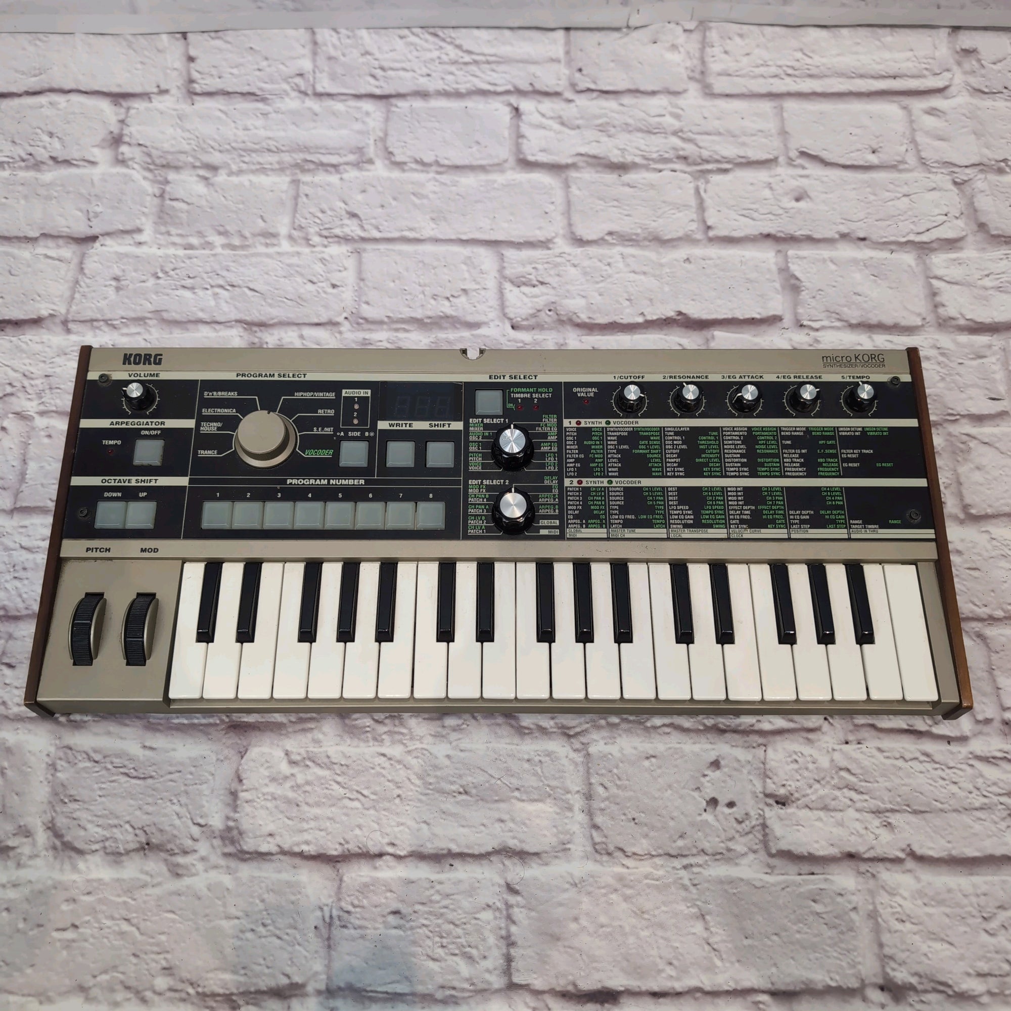 Korg microKORG 37-Key Synthesizer/Vocoder