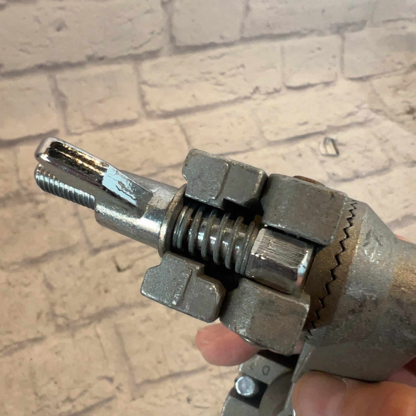 Unknown Drum Clamp