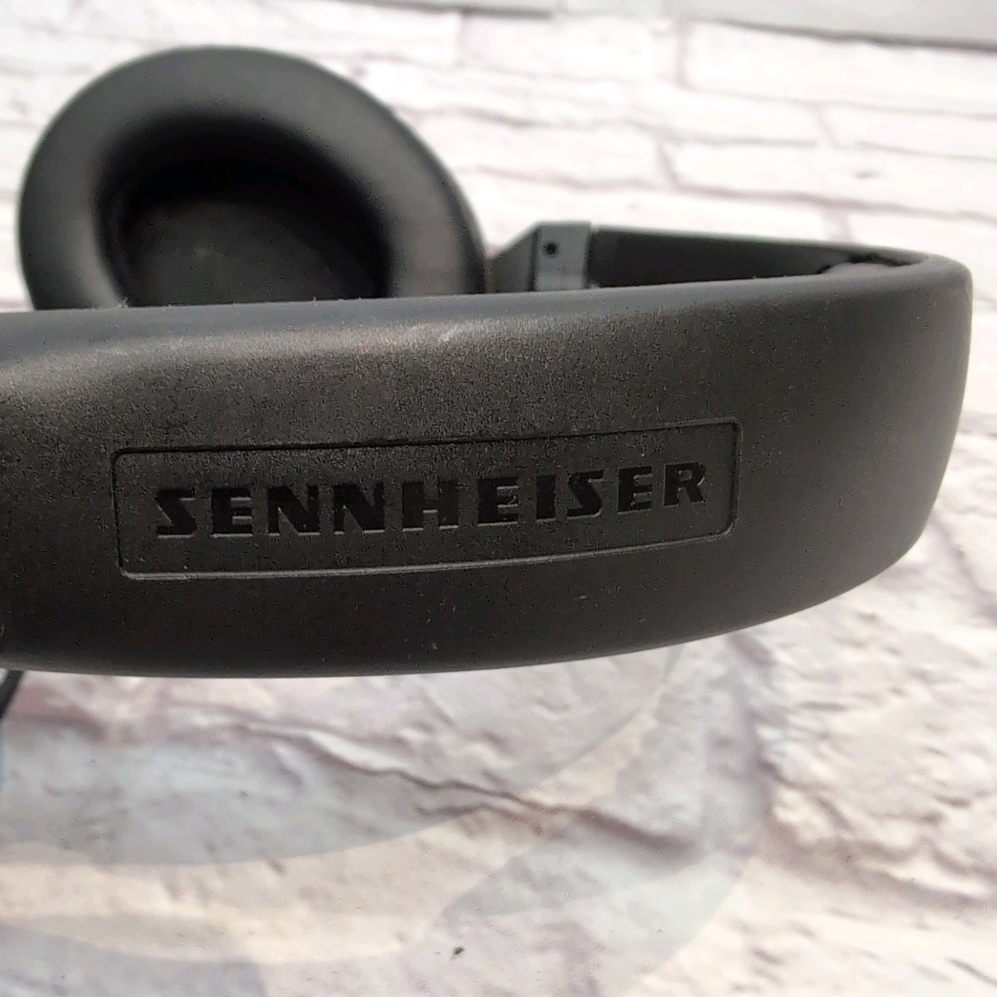 Sennheiser HD 200 Pro Studio Headphones