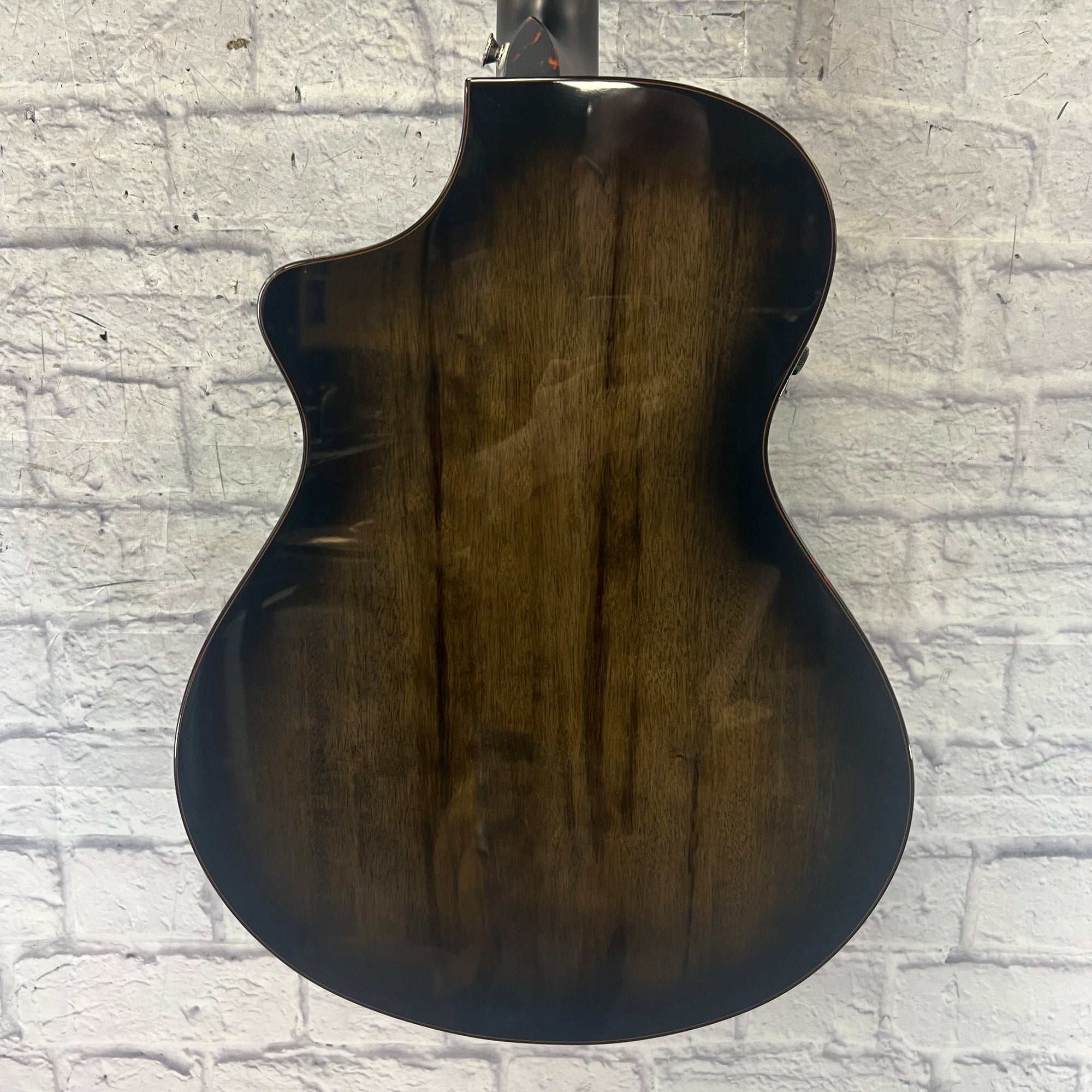Breedlove Artista CN Sable CE with Hard Case