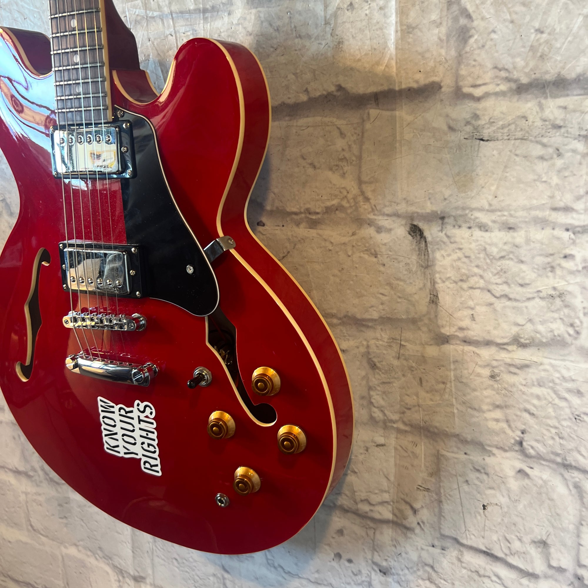 Vintage (Brand) VSA500CR Semi Hollow Semi Hollow