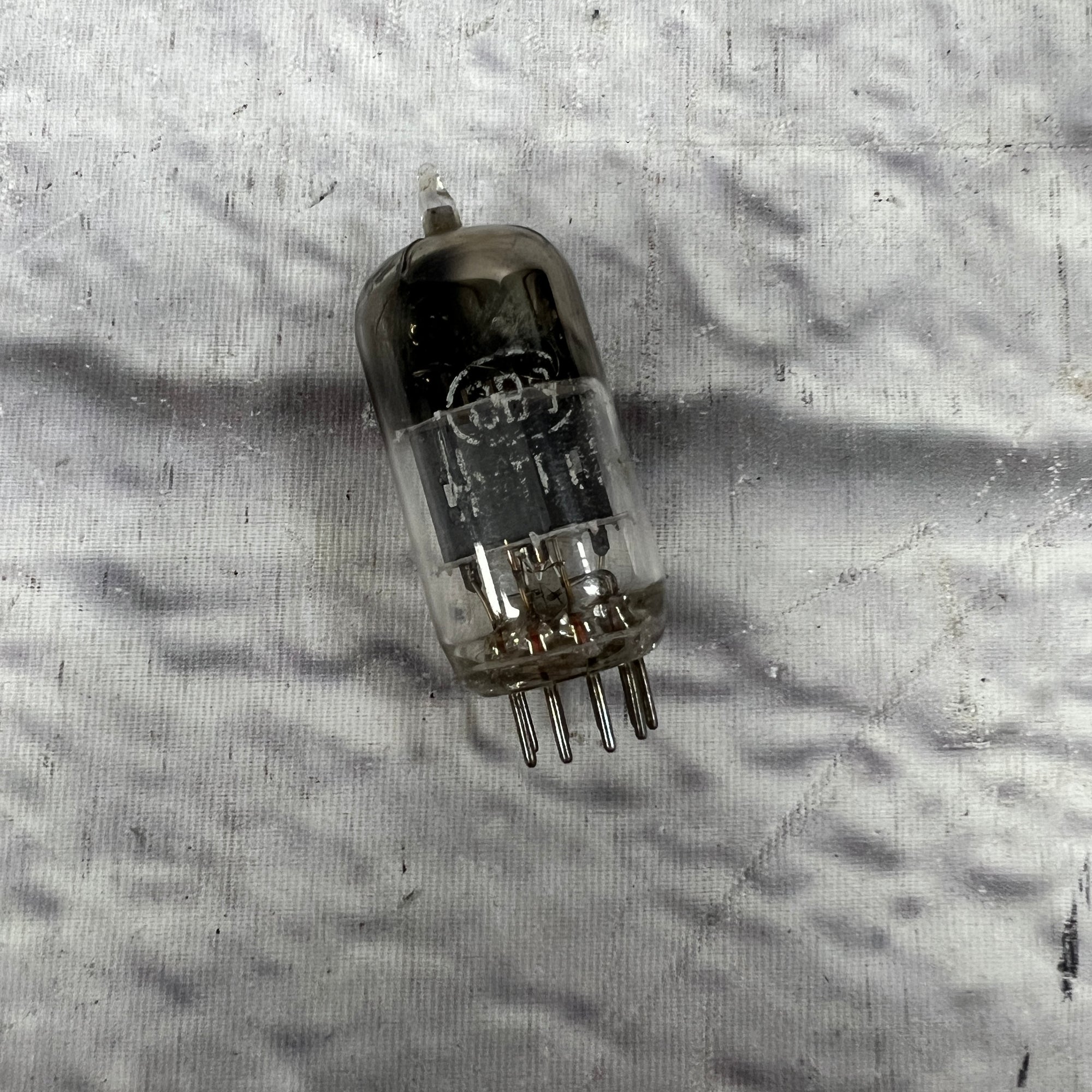 CBS 12AT7 Amplifier Tube