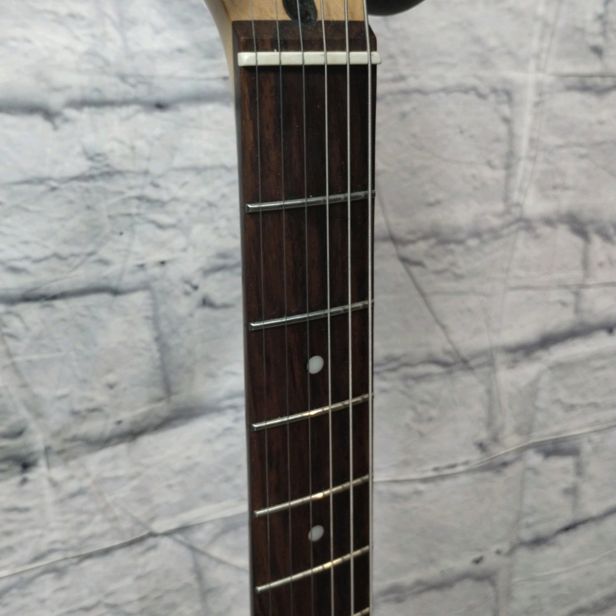 Squier Standard Series Lefty Stratocaster Black Sparkle