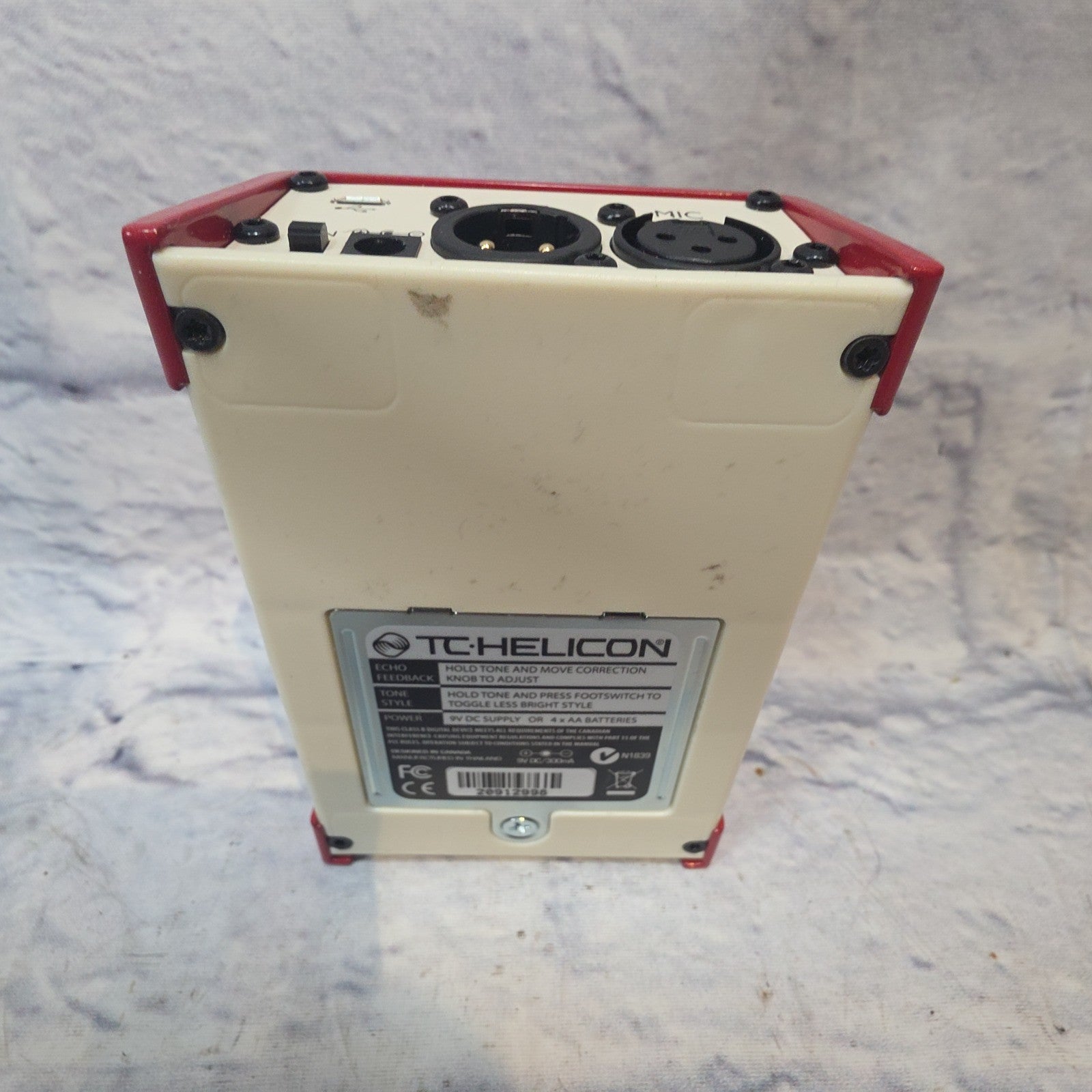 TC Helicon Mic Mechanic Delay Pedal