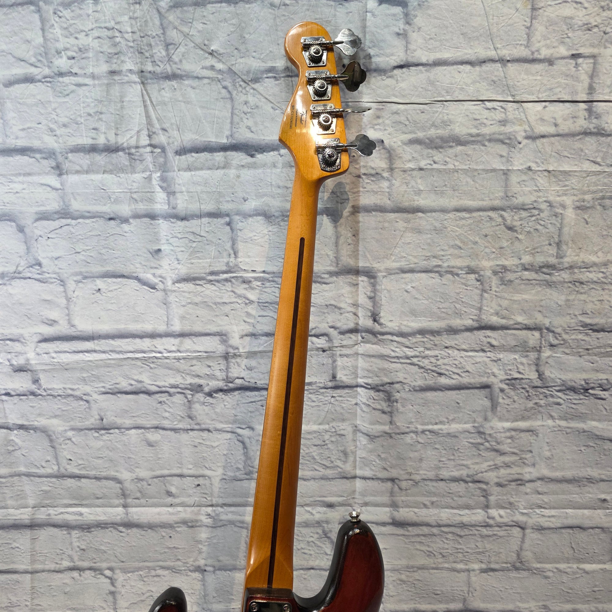 Squier 2019 Classic Vibe 60s Fretless Jazz Bass - Refinished 4 String Bass Guitar