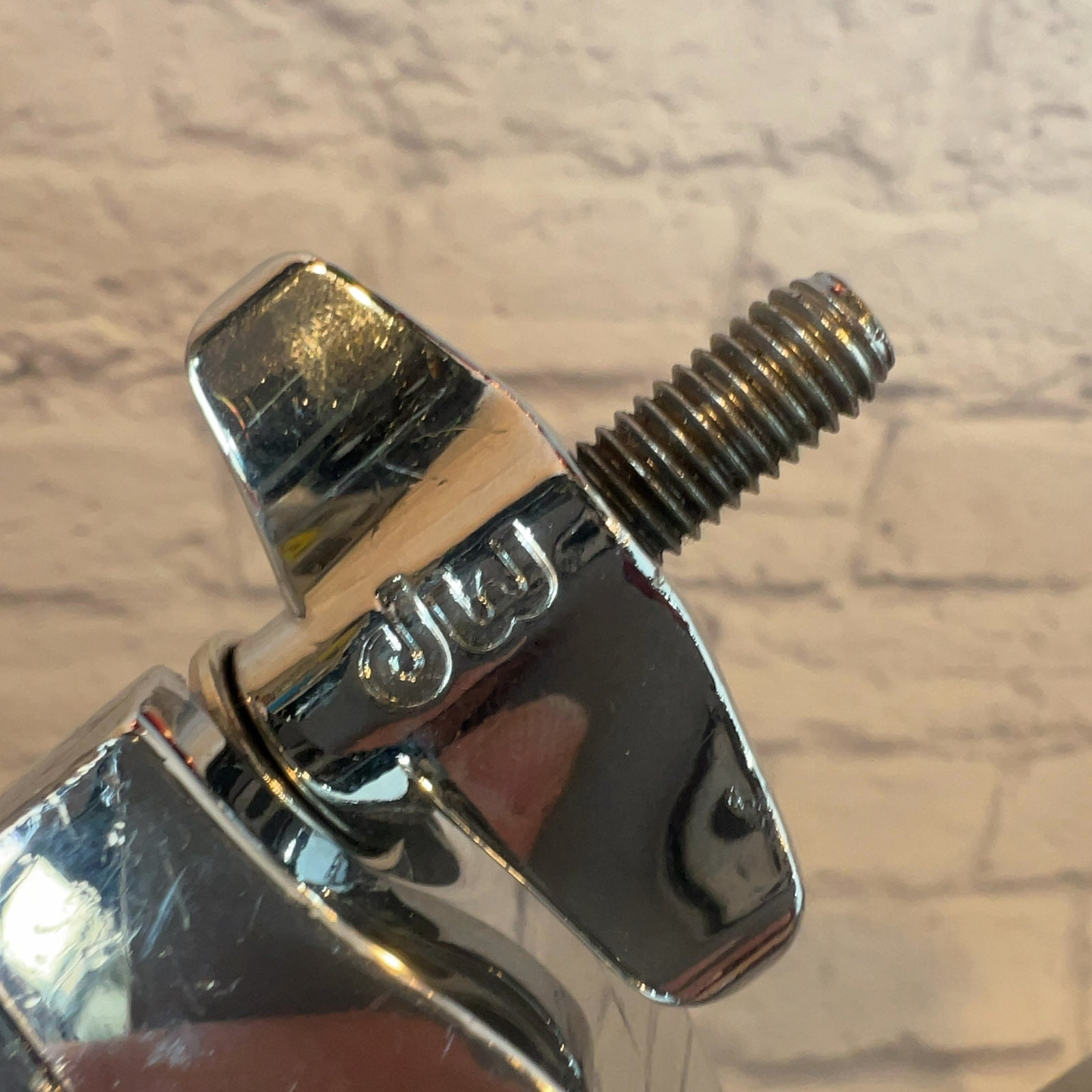 DW DWSM776 Dog Bone V to V Ratcheting Clamp
