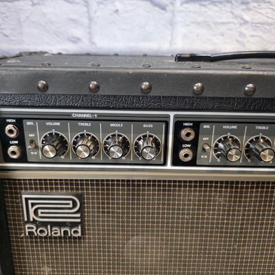 Vintage 1980 Roland Jazz Chorus 120 Guitar Combo Amp