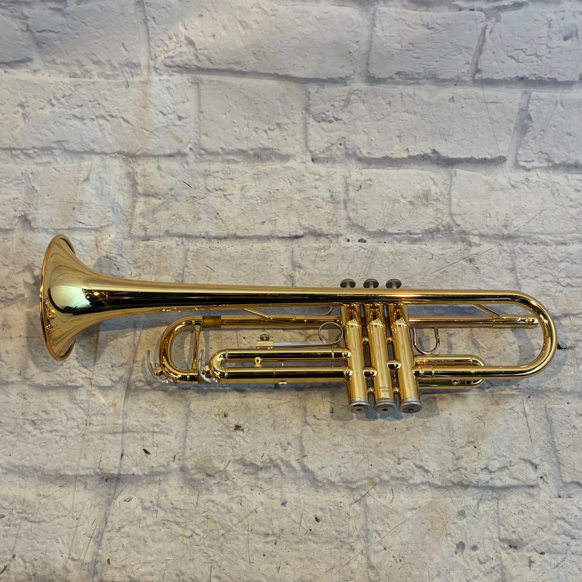 Yamaha YTR-2335 Made in Japan Trumpet