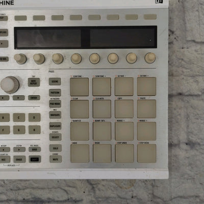Native Instruments Maschine MK2  White Controller