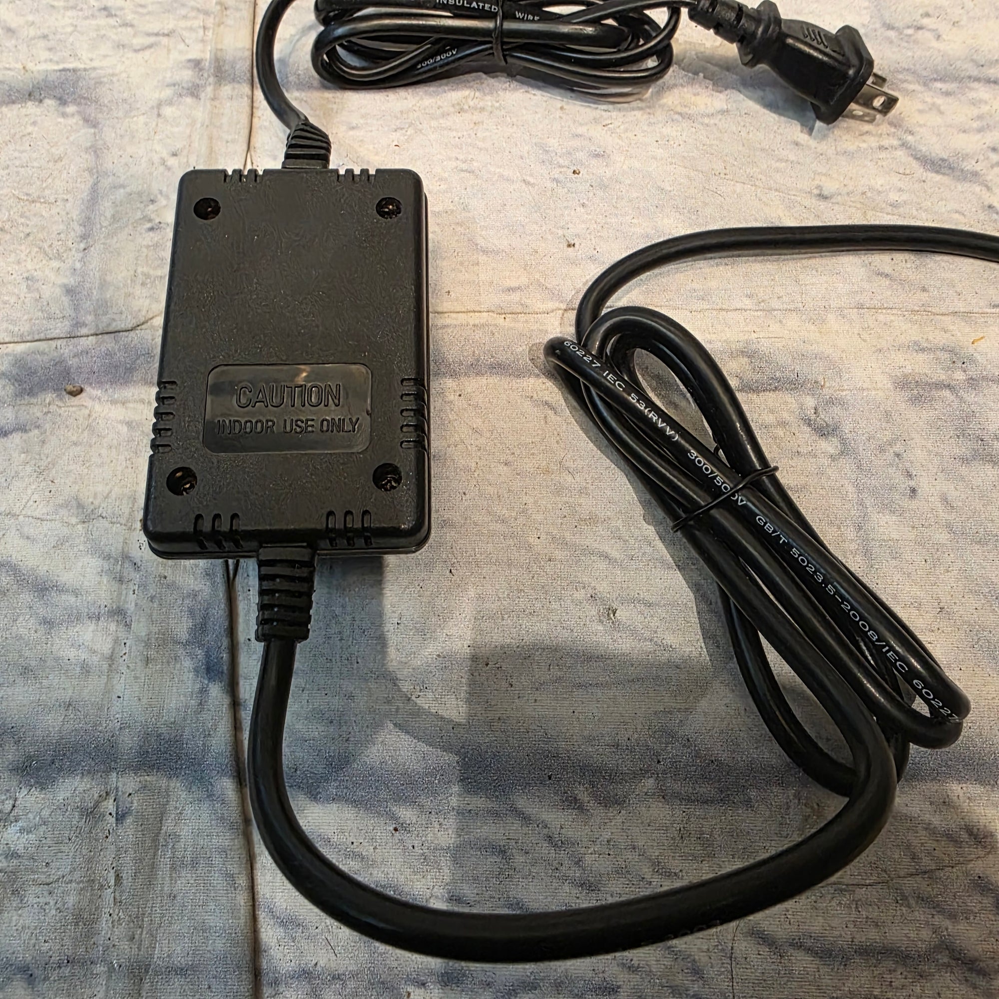 Behringer Power Supply MXEU3 Keyboard Power Supply