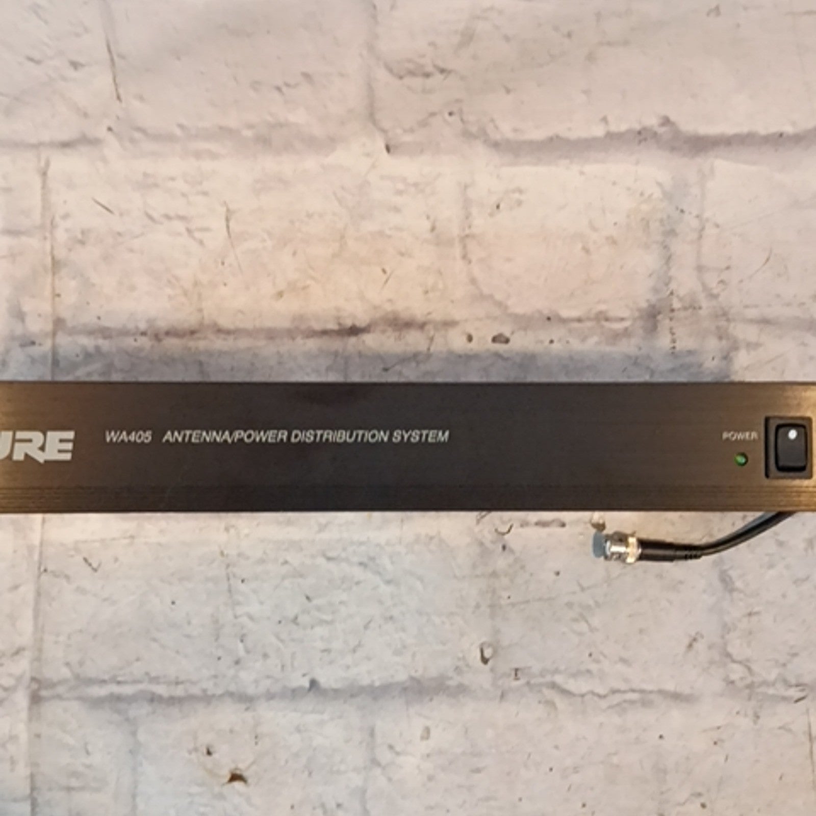 Shure WA405 Wireless Antenna/Power Distribution 169-230 Mhz  VHF
