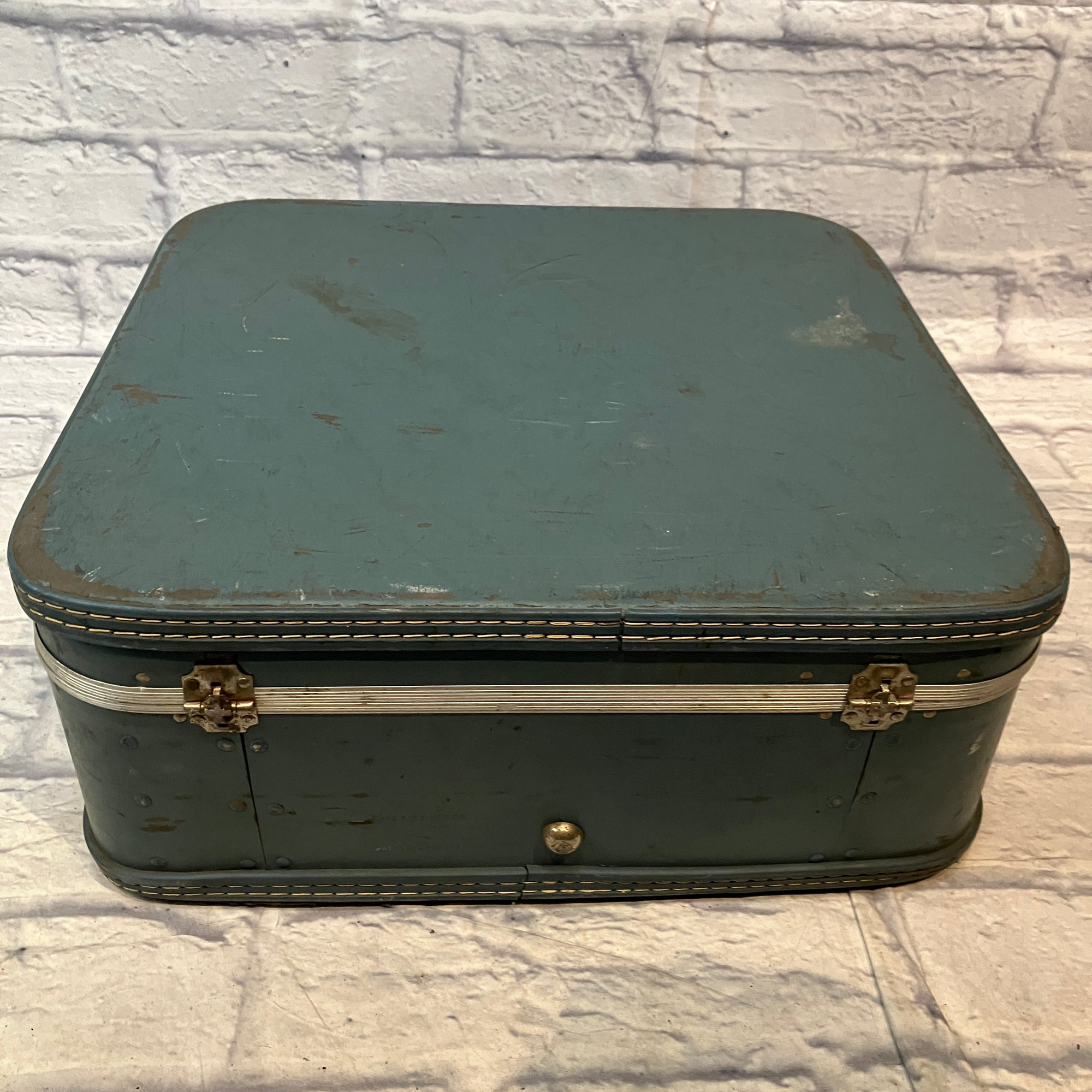 Unknown Vintage Suitcase Snare Case