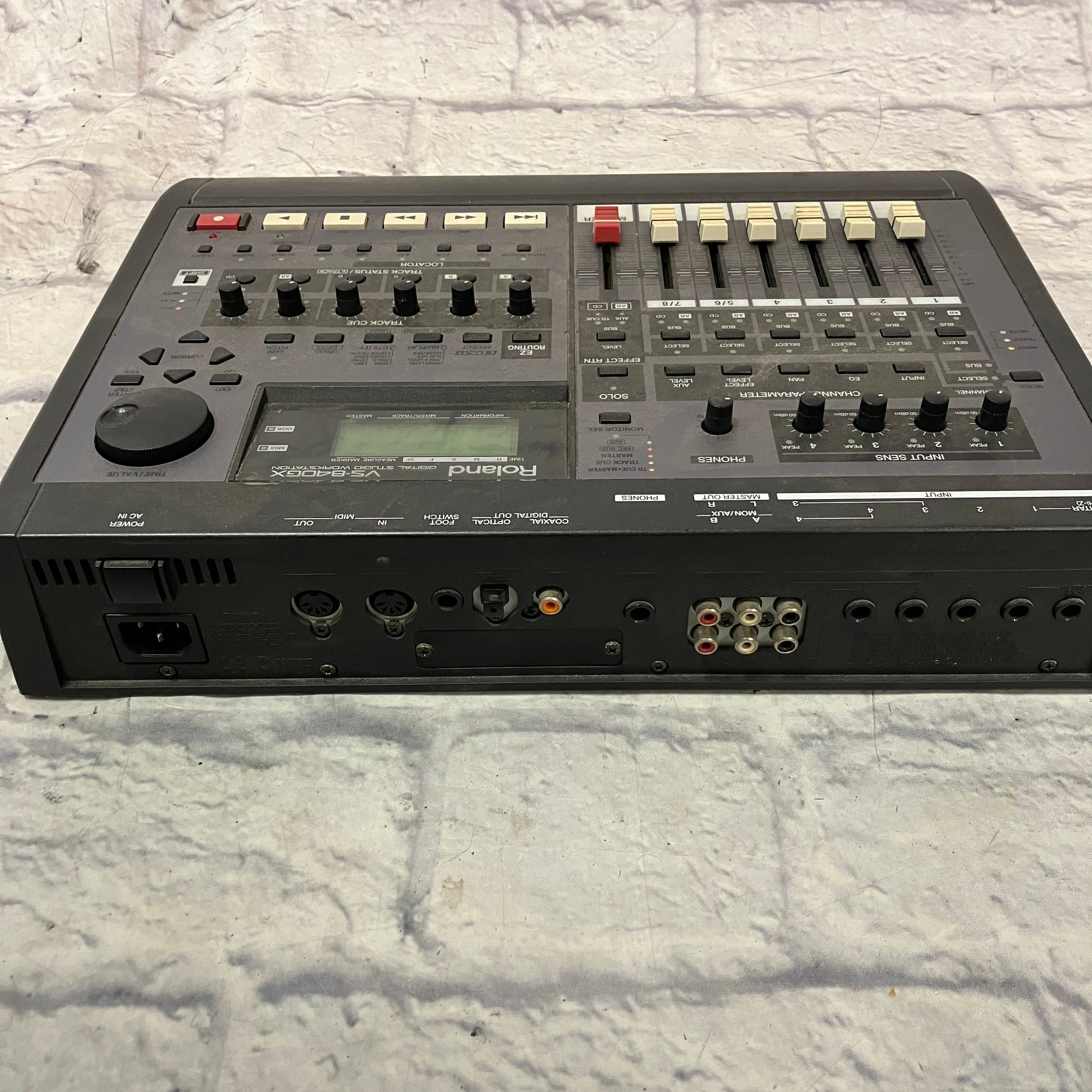 Roland VS-840GX Digital Multitrack Recorder