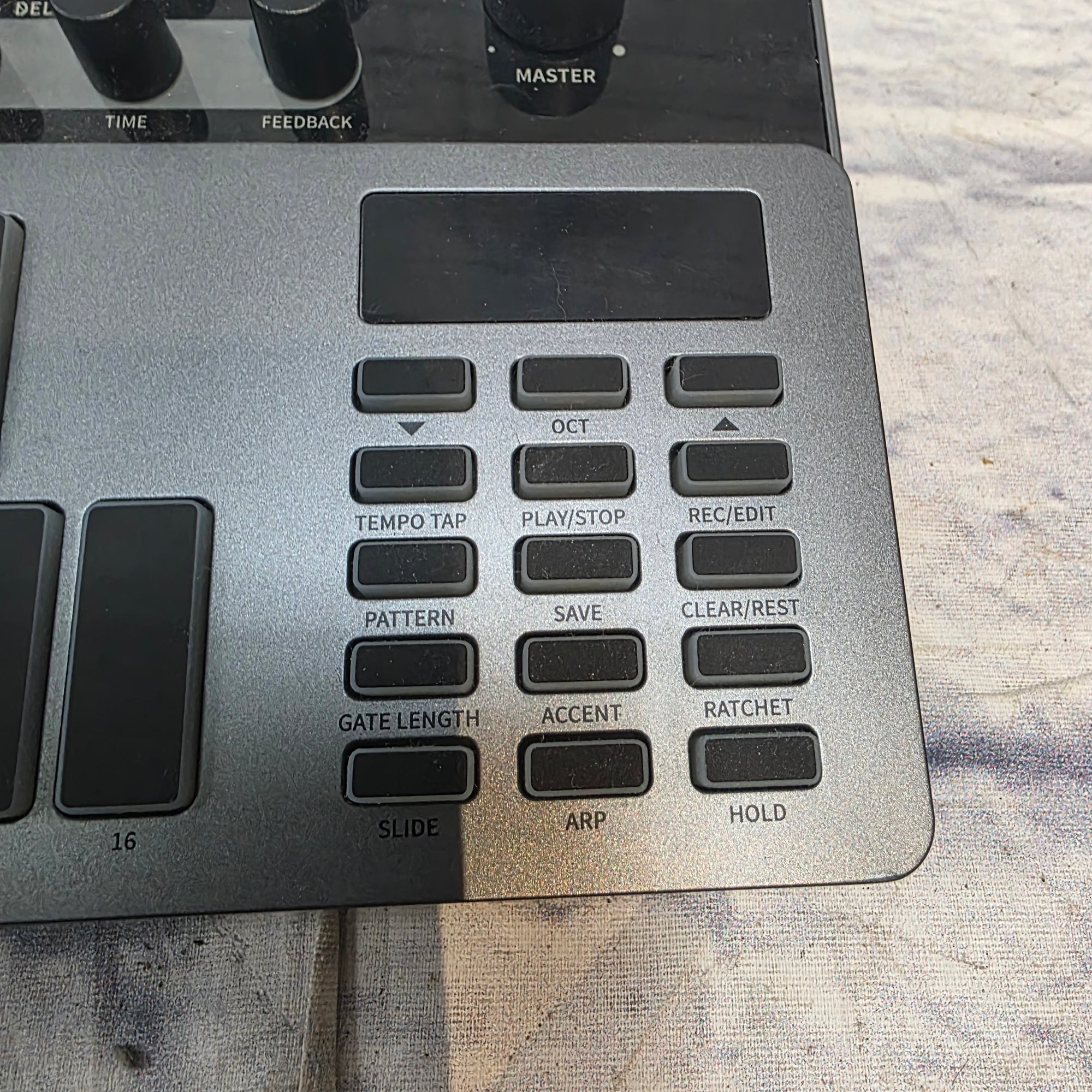 Donner Essential B1