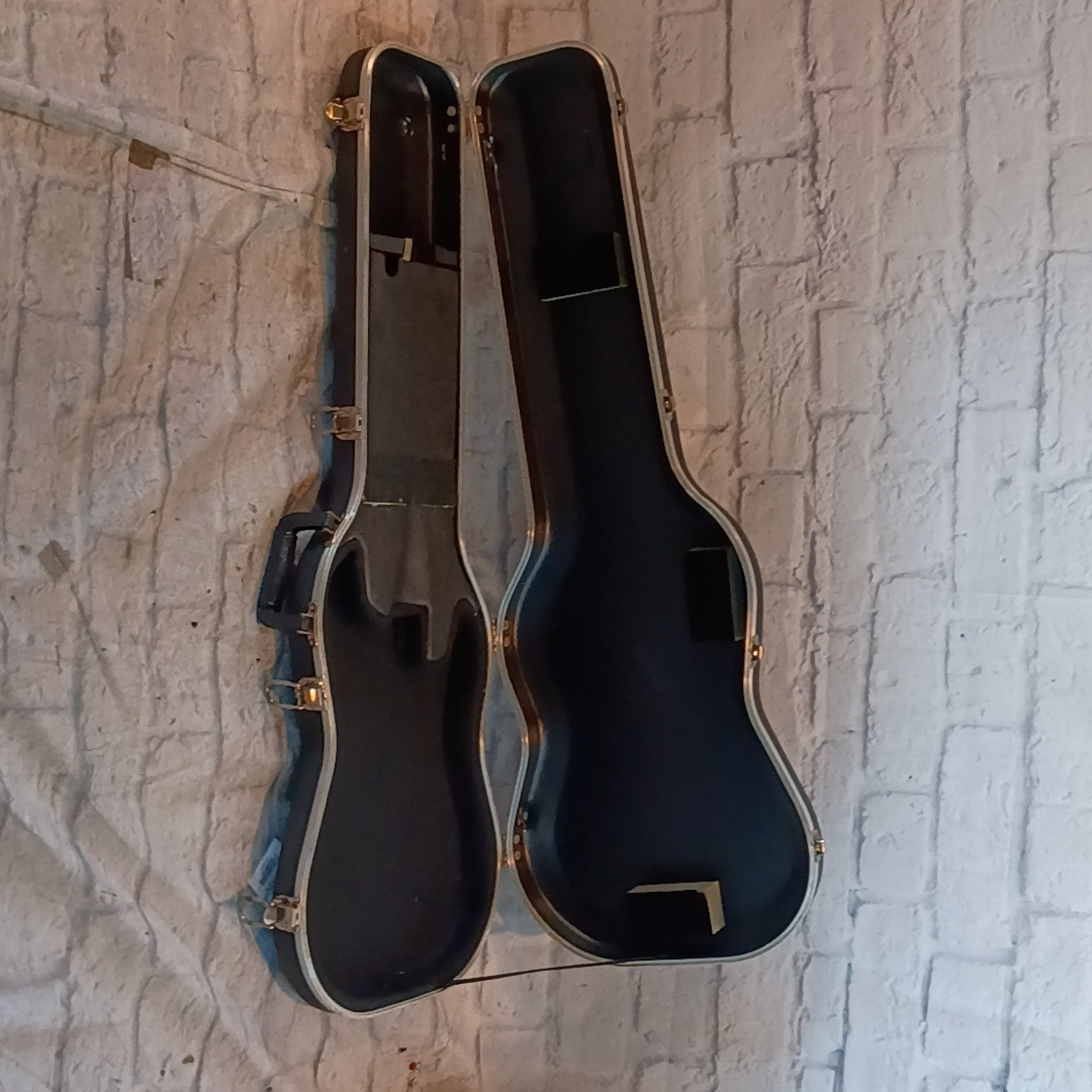 SKB Strat Molded Electric Guitar Hard Case