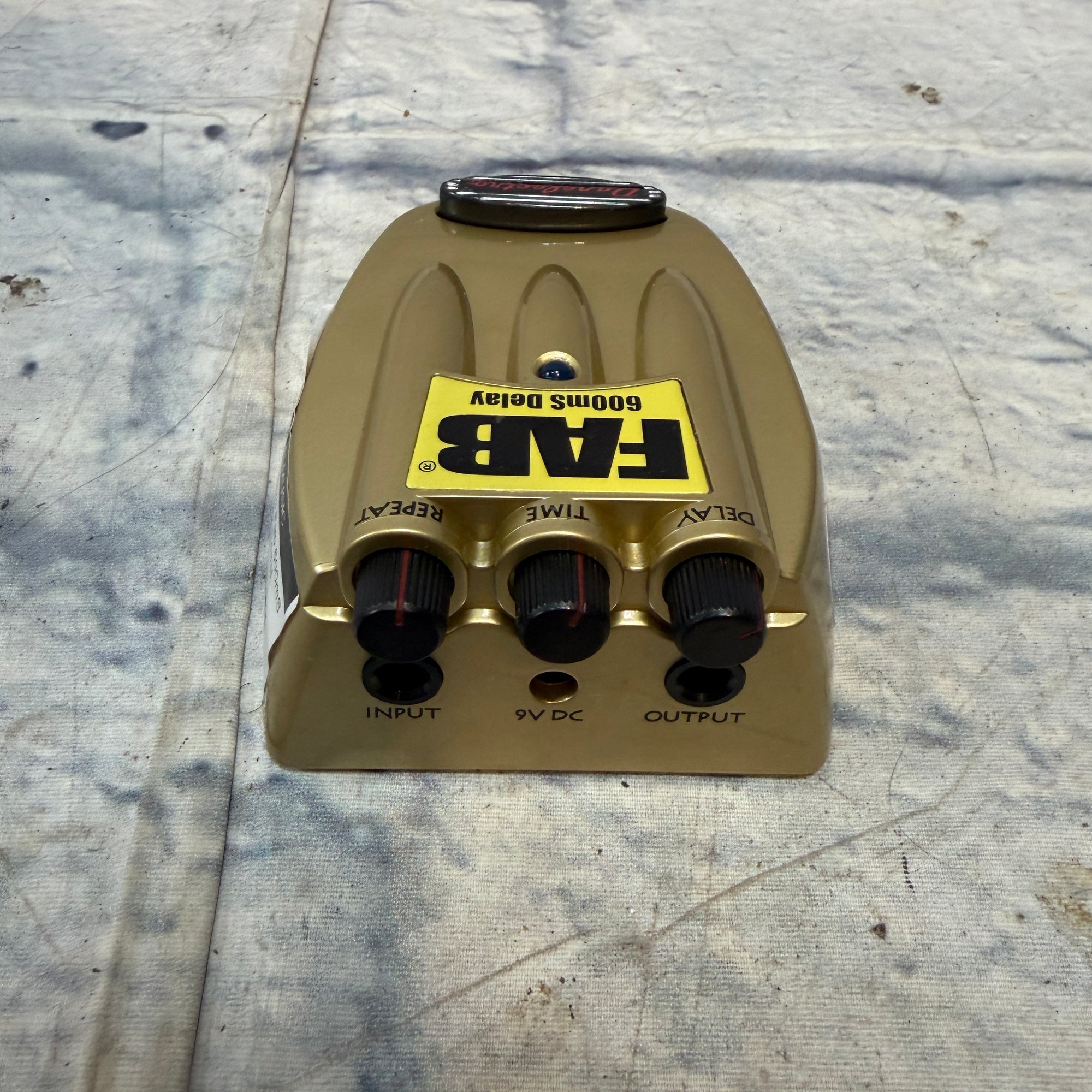 Danelectro Fab 600mS Delay Fuzz Pedal