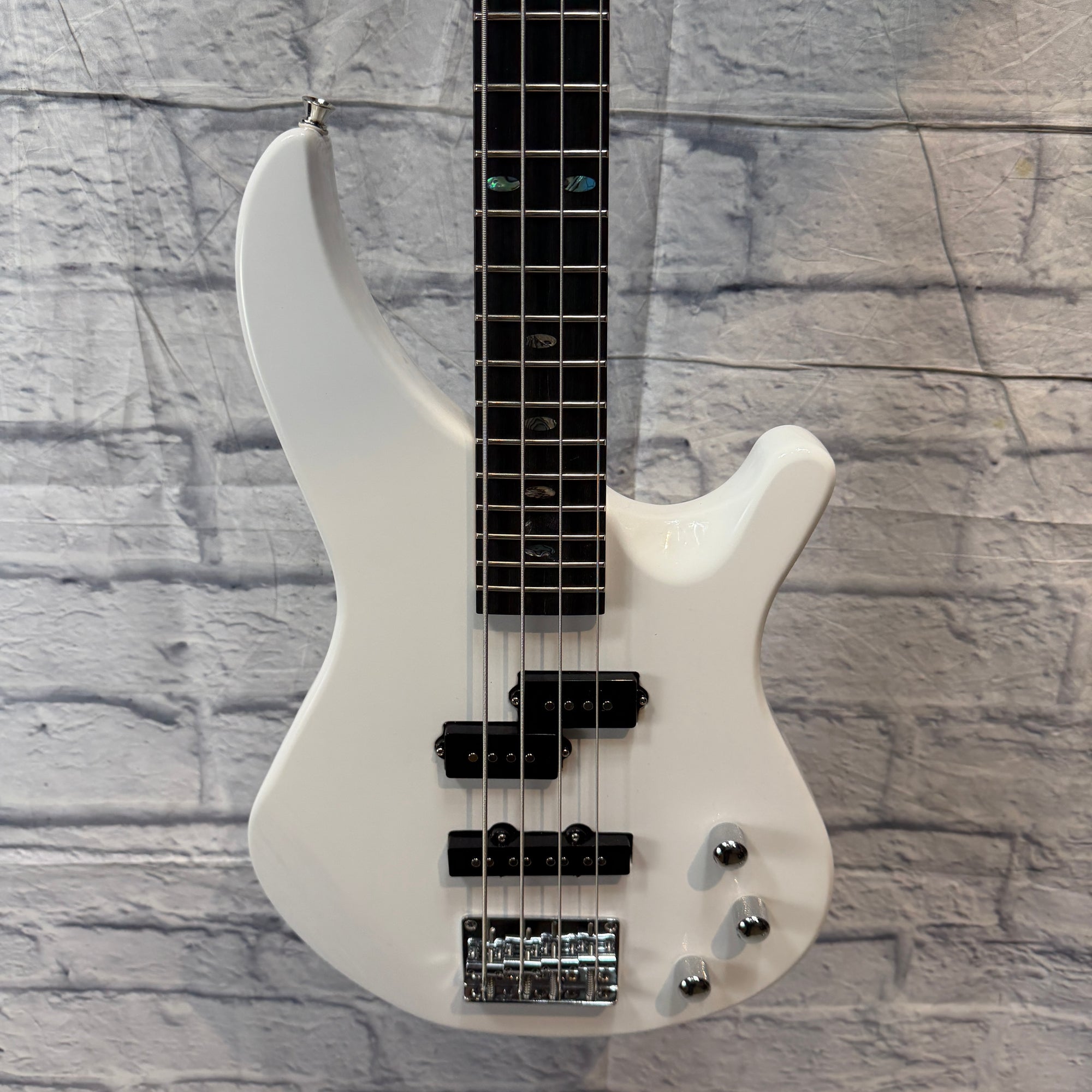 Mitchell MB100 White 4 String Bass Guitar