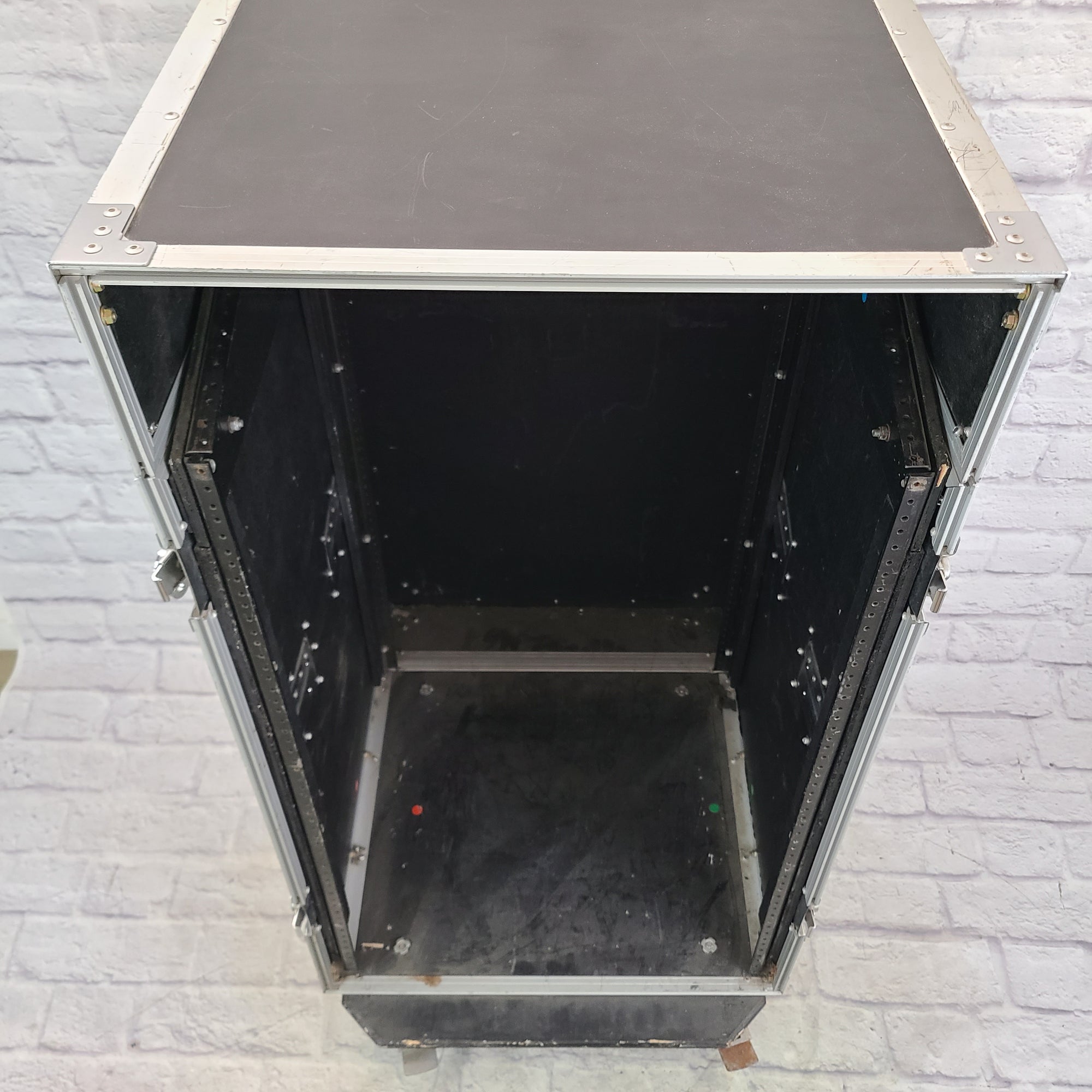 Odyssey 18U Rack Case with Slant Mixer Top