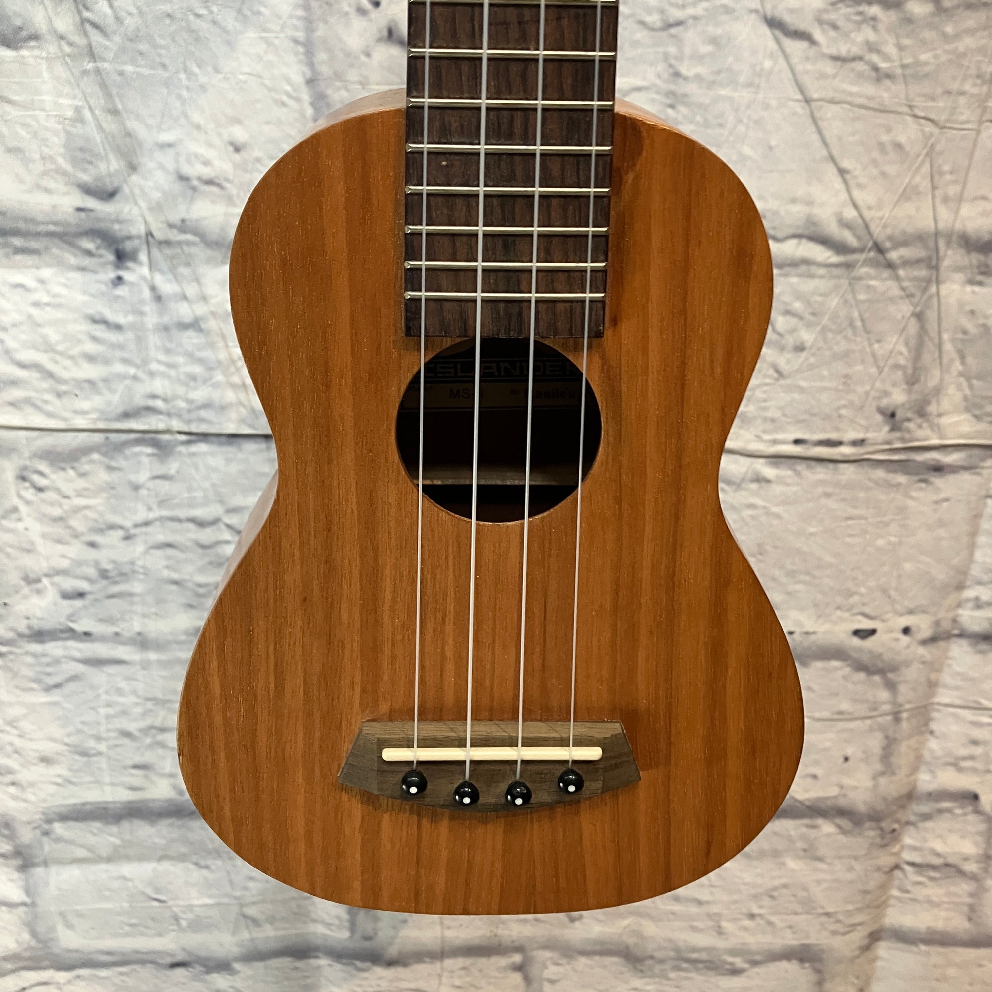 Kanile'a MS-4 Islander Soprano Ukulele w/ bag