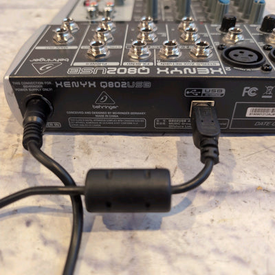 Behringer Xenyx Q802 USB Mixer with Power Supply