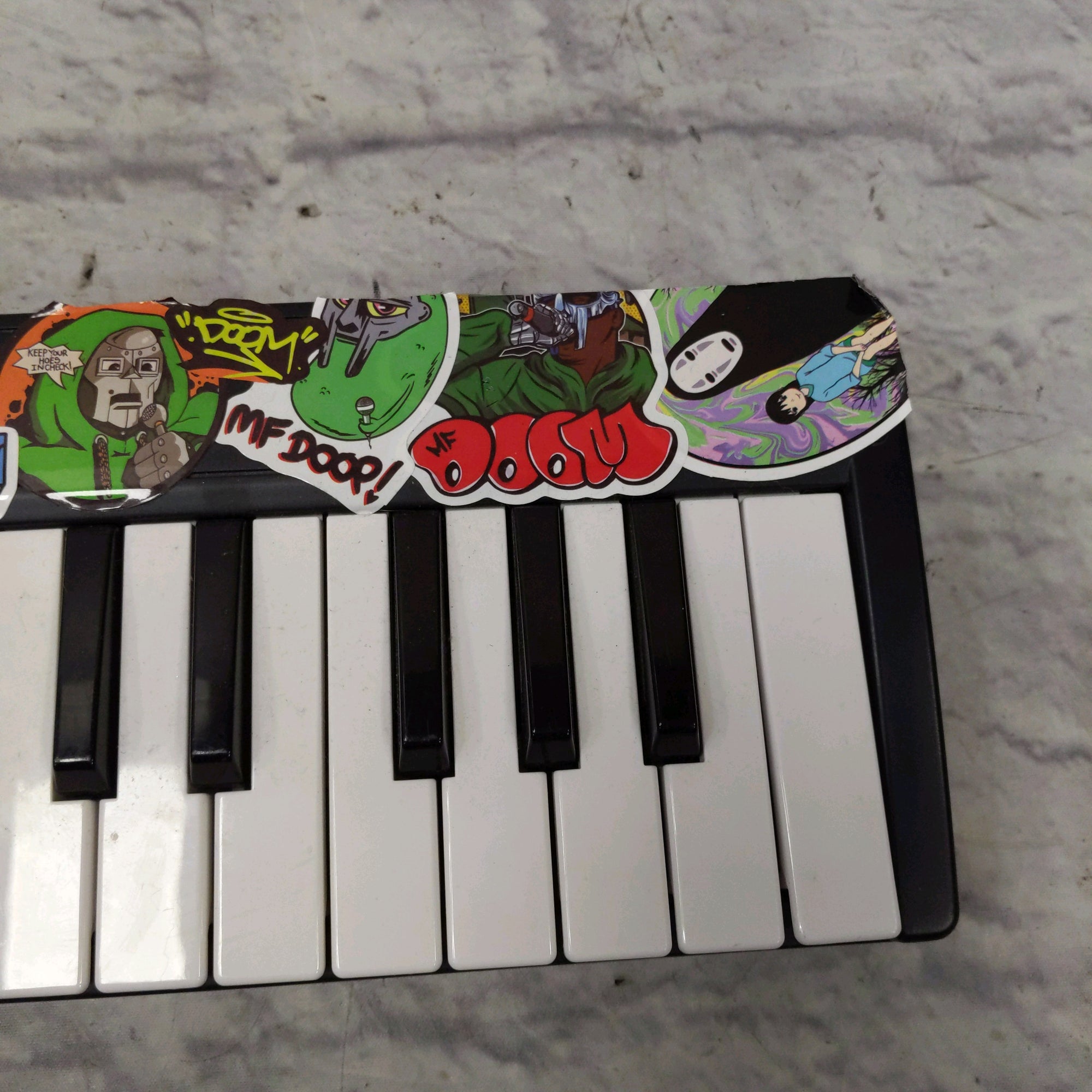 Unknown Miditech USB Midi Controller With Stickers Controller