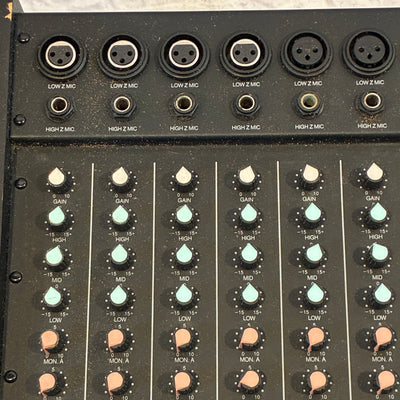 Peavey Unity 2000 12 Channel Mixer with Case Mixer