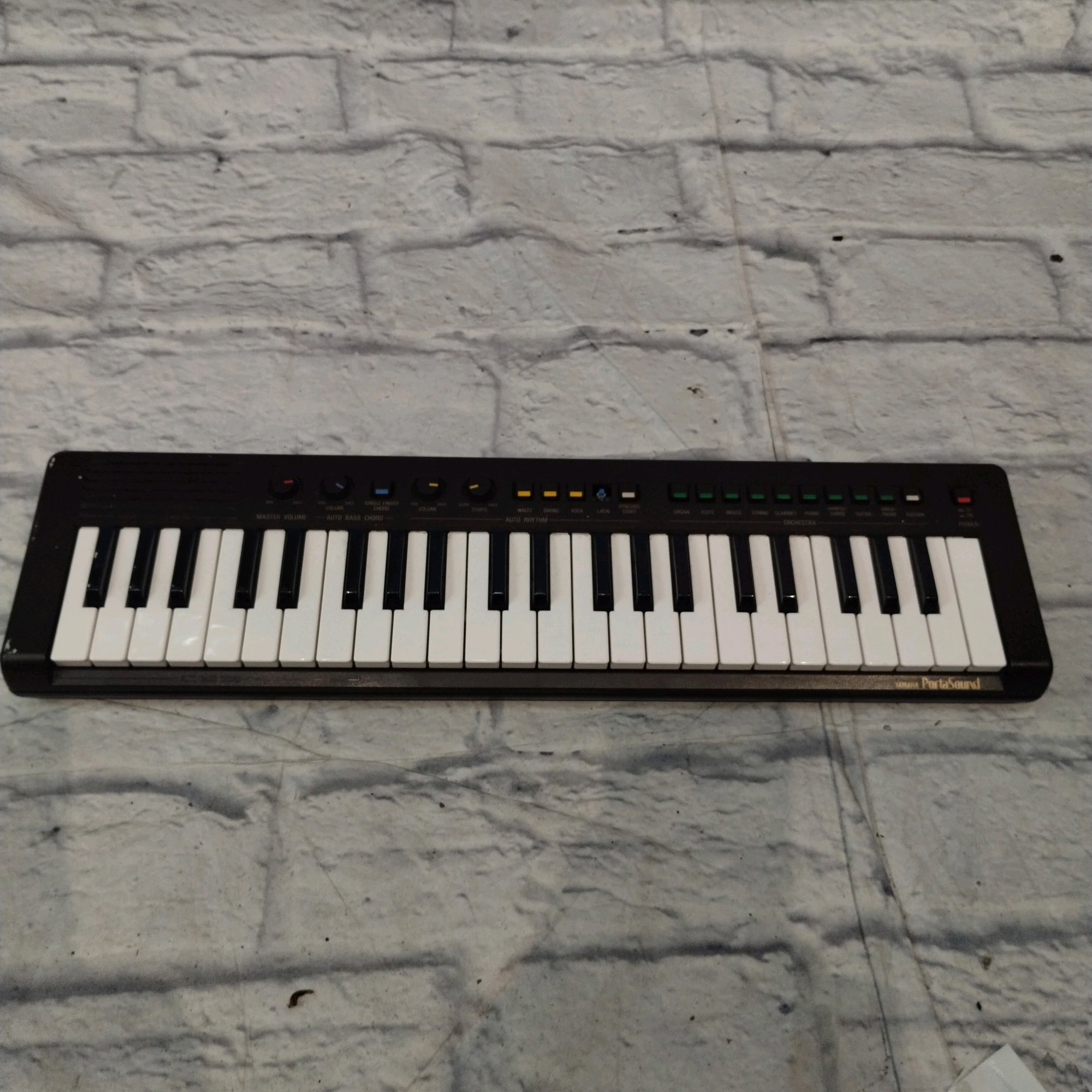 Yamaha PS-3 PortaSound 1980s Synthesizer (Brown) Digital Synth