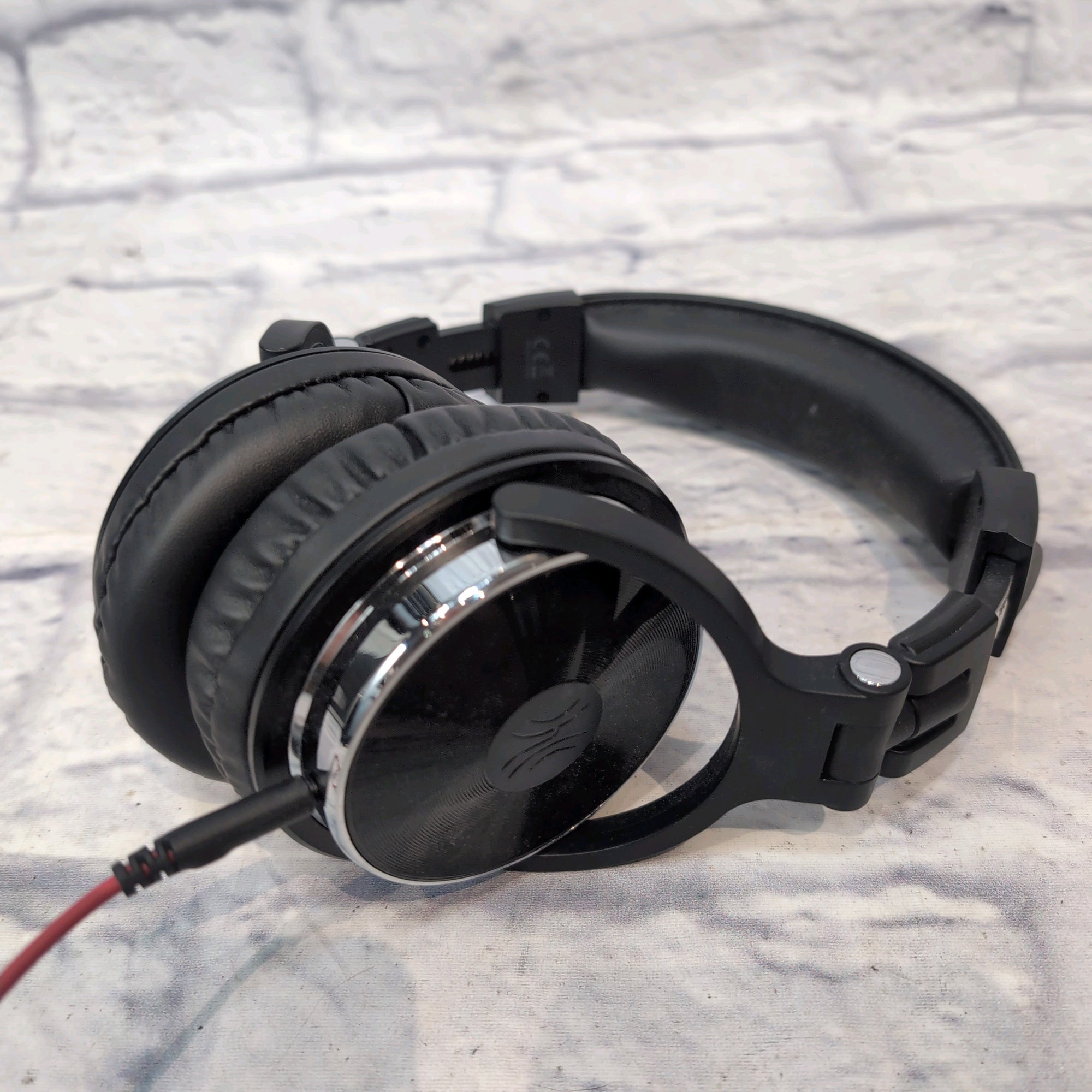 OneOdio Wired Over Ear Studio Headphones