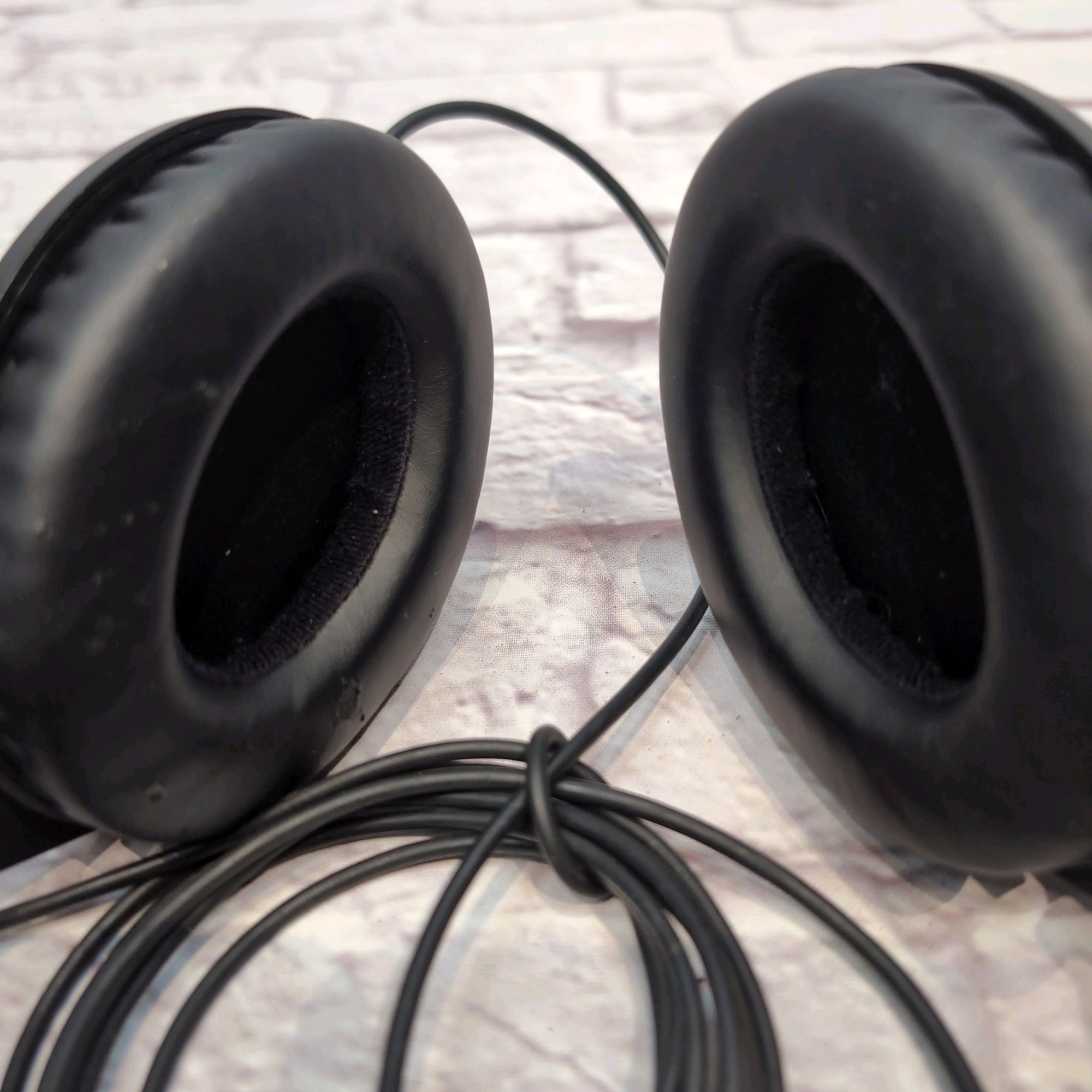 Sennheiser HD 200 Pro Studio Headphones