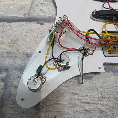 Allen Eden Loaded HSS Stratocaster Pickguard