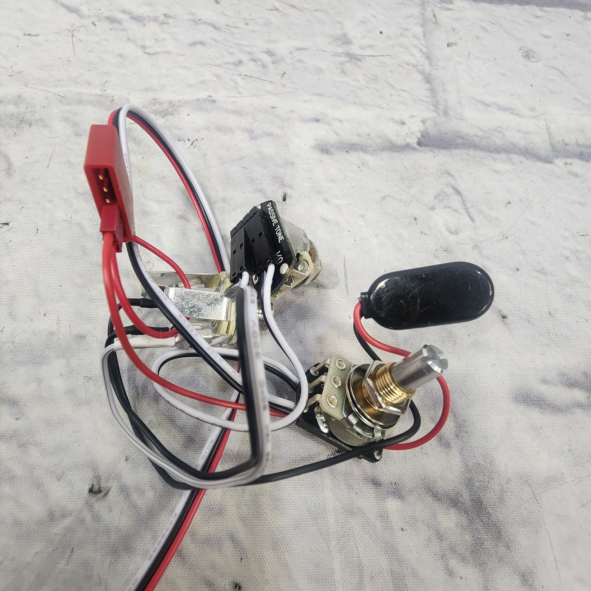 EMG EMG-P P-Bass Pickup with Wiring Harness