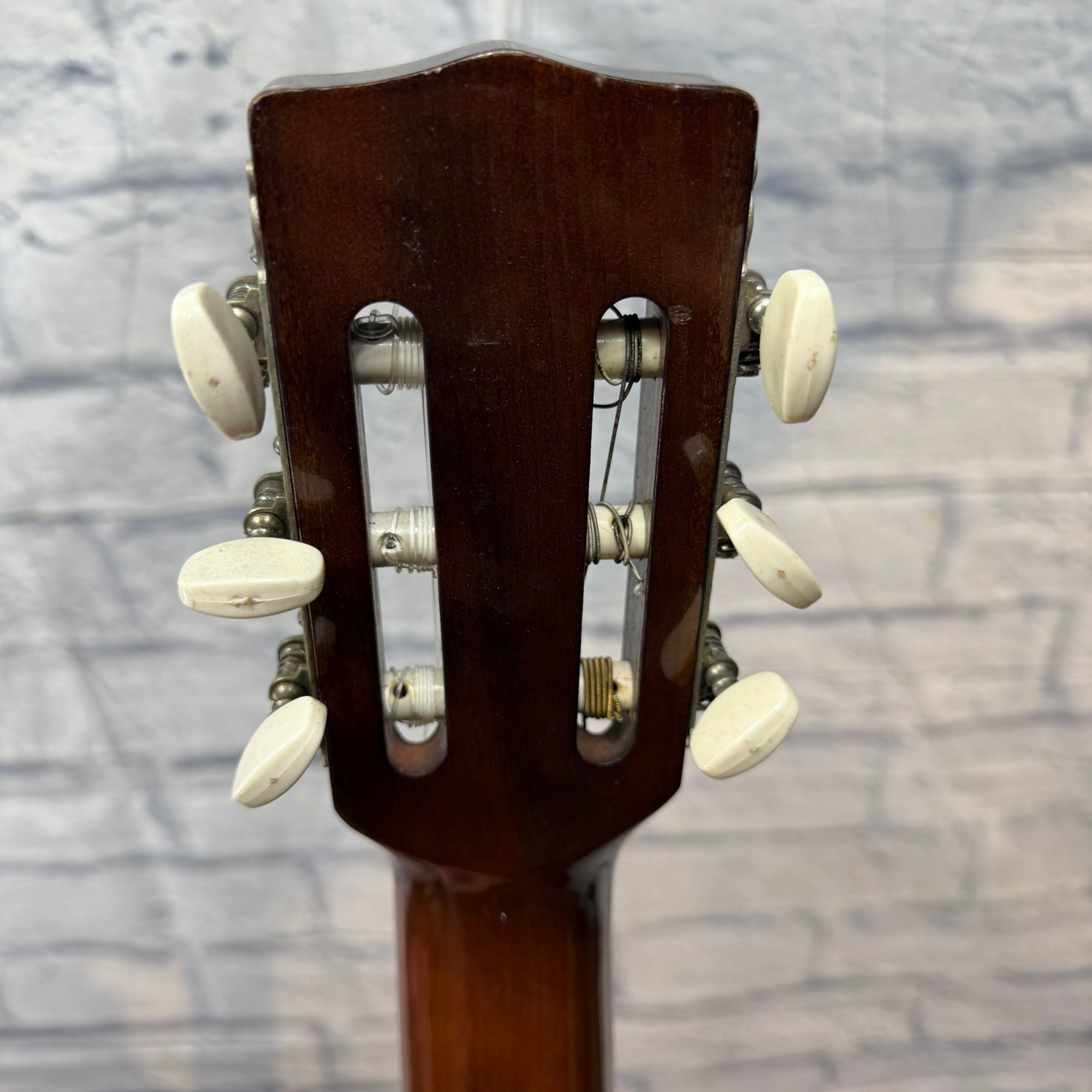 Harmony 60’s - Natural (Made In Chicago) Classical Guitar