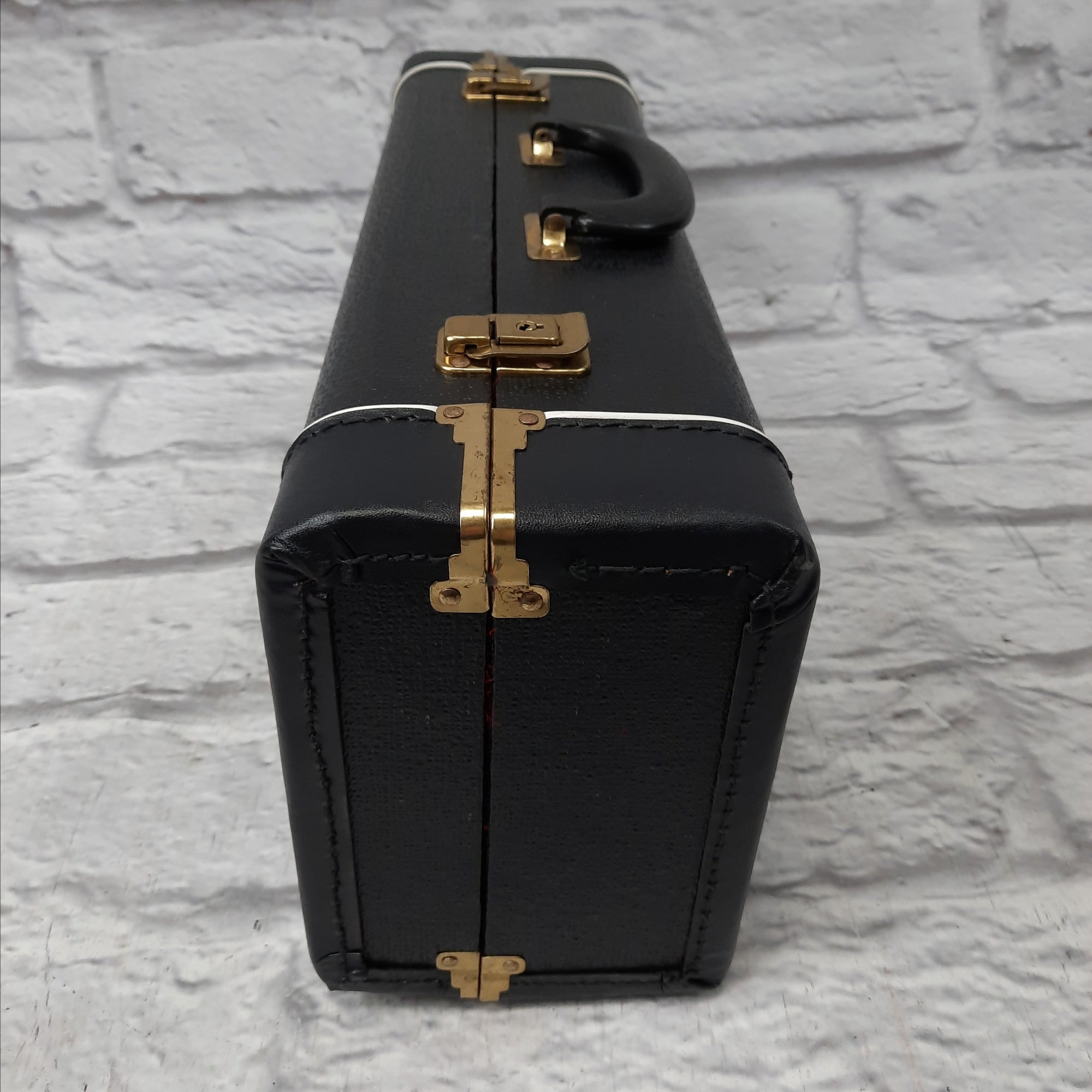 Cornet Case w/Red Interior 18" x 7"