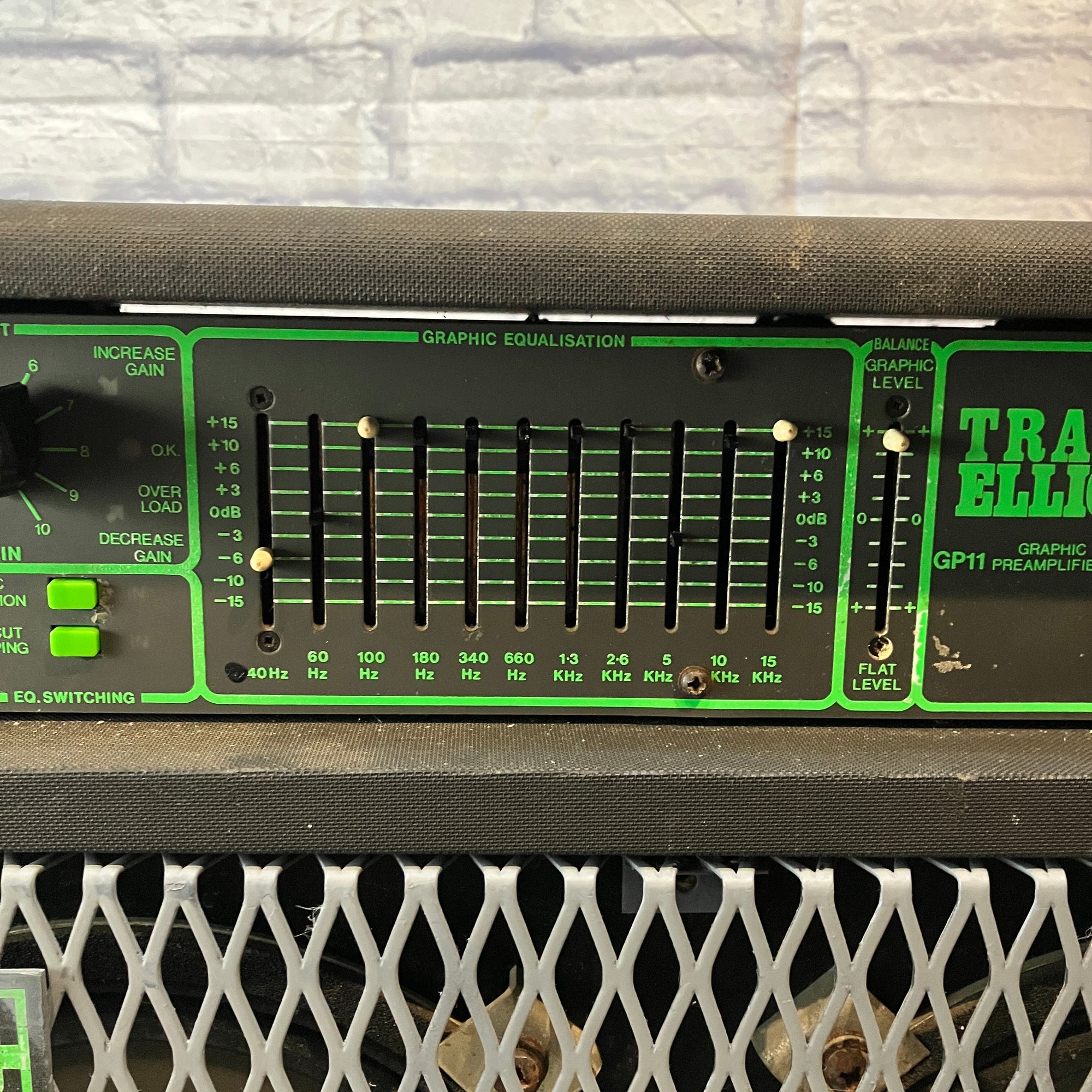 ◆大感謝祭!! TRACE ELLIOT GP11 ヘッドアンプ G1A2253 ◇大感謝祭!! TRACE ELLIOT GP11 ヘッドアンプ G1A2253 - メルカリ