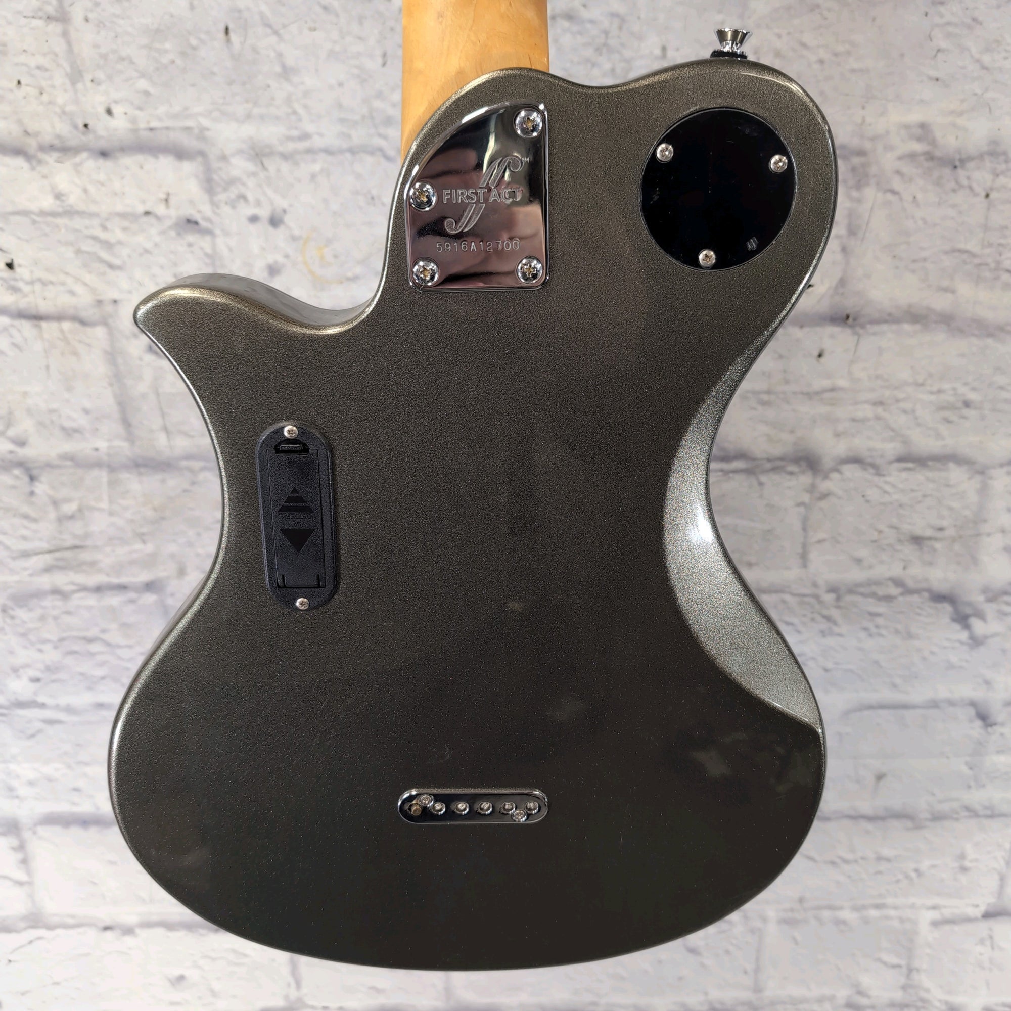 First Act VE591 with V-Stack Preamp Electric Guitar