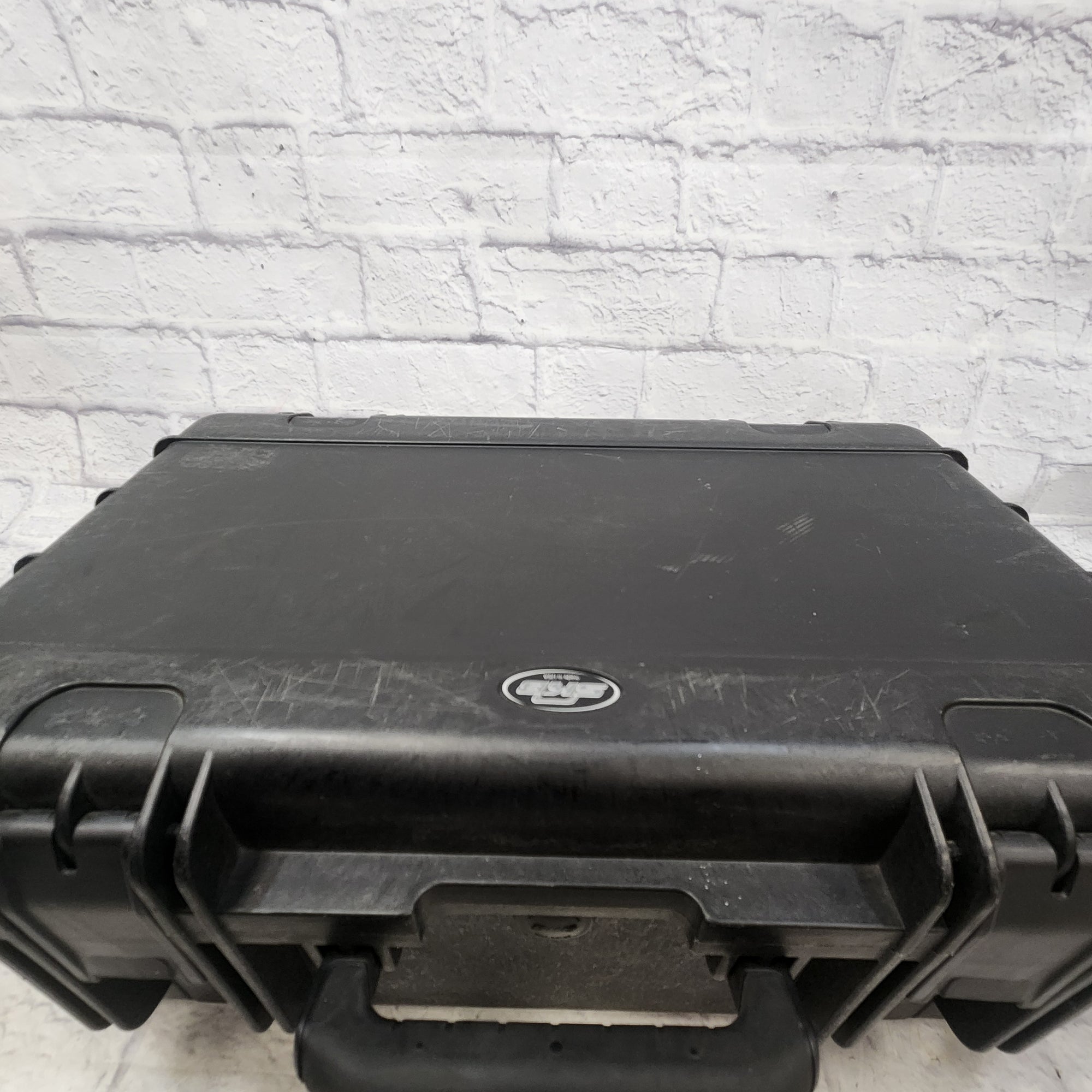 SKB MIL-STD 810H Wheeled Accessory Case with Telescoping Handle