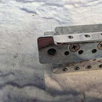 6 Screw Strat Tremolo Bridge - No Saddle Pieces