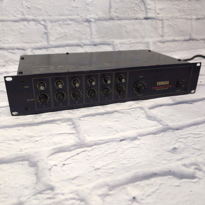 Yamaha Professional Series Mixer Model m206