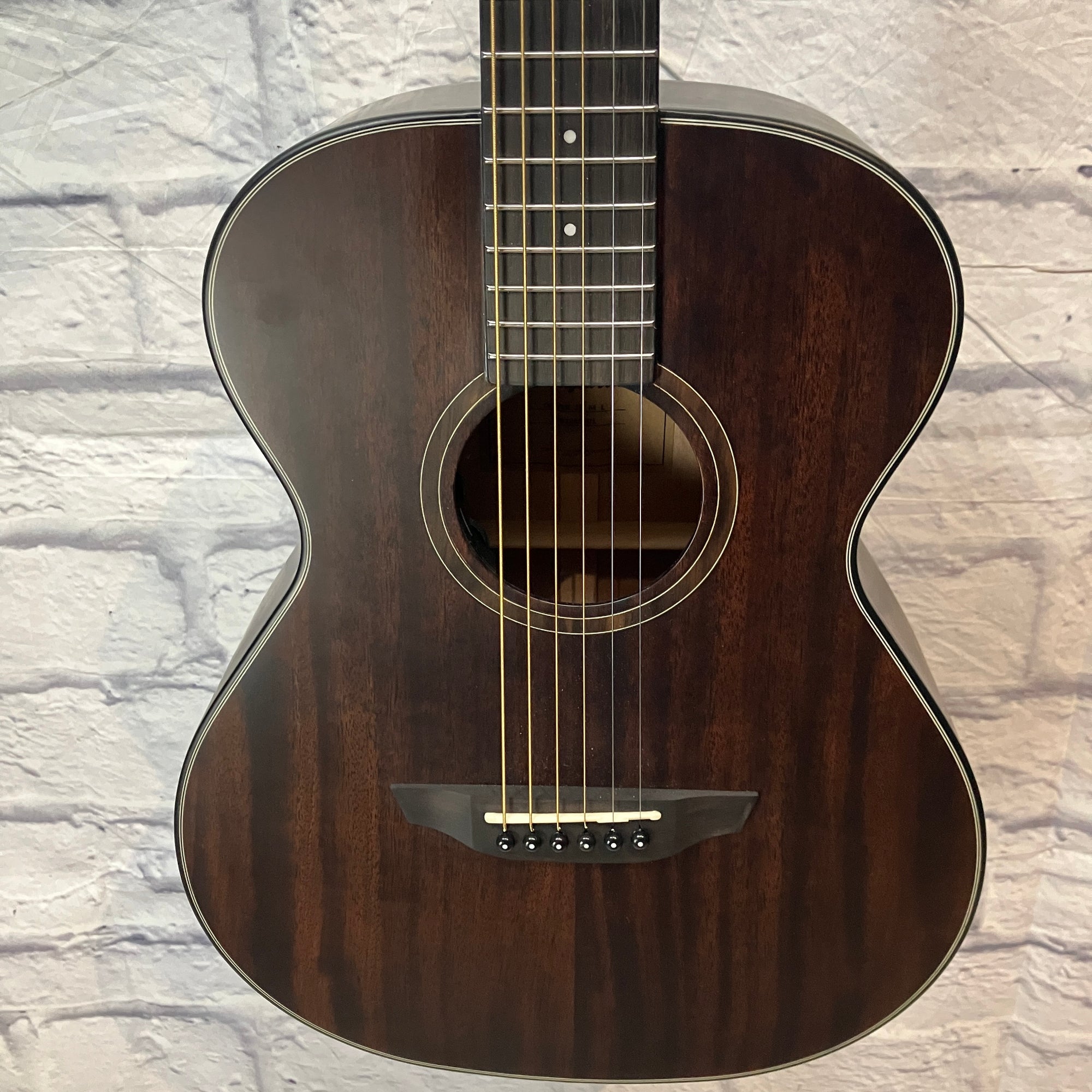 Orangewood Oliver Jr Mahogany Acoustic Guitar w/ Gig Bag