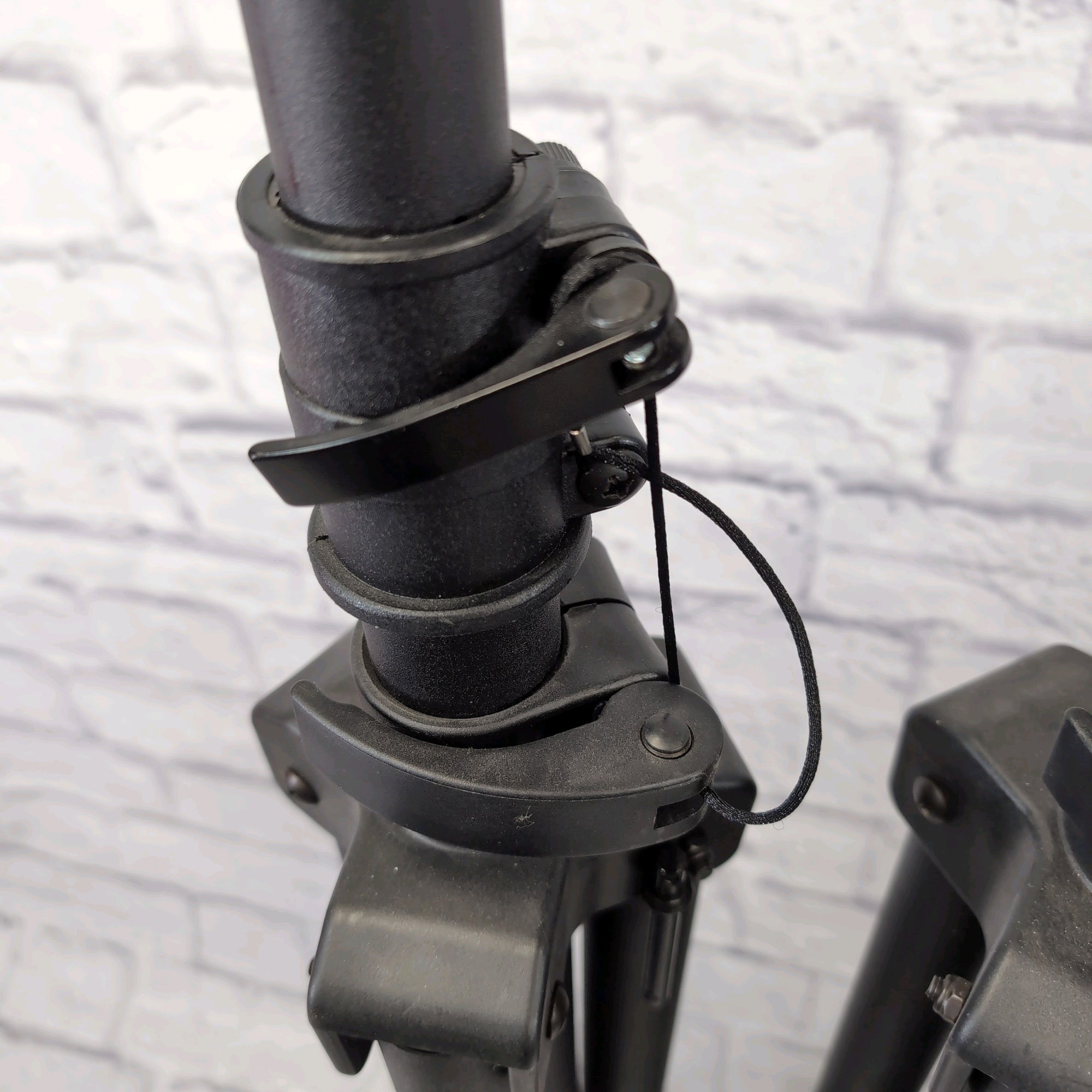 Unknown Speaker Stands (Pair)