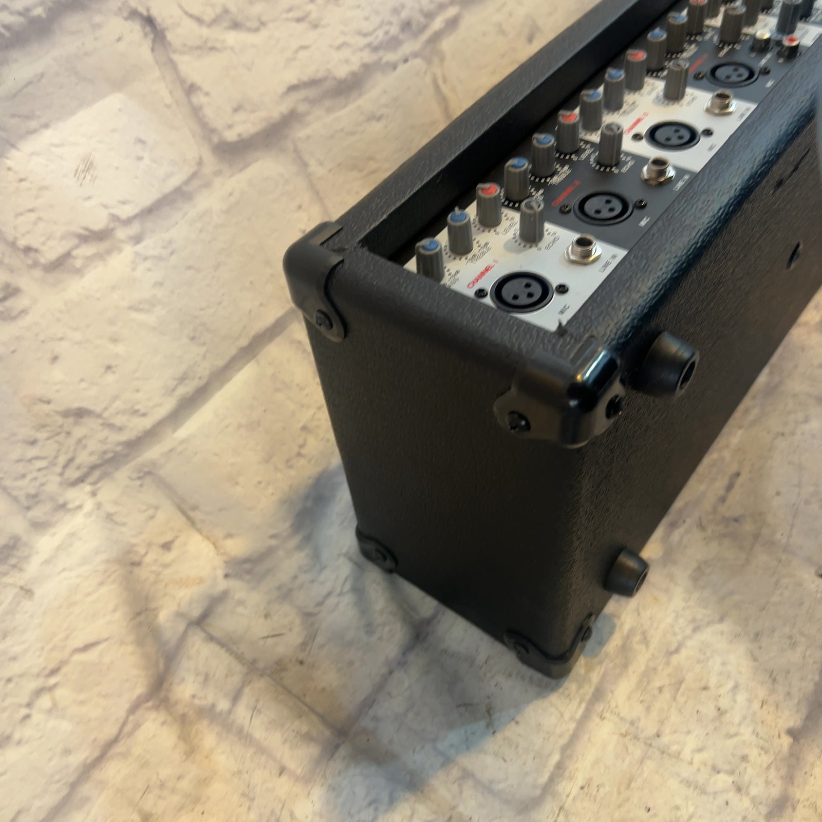 Rockville RPG2x10 Powered Mixer