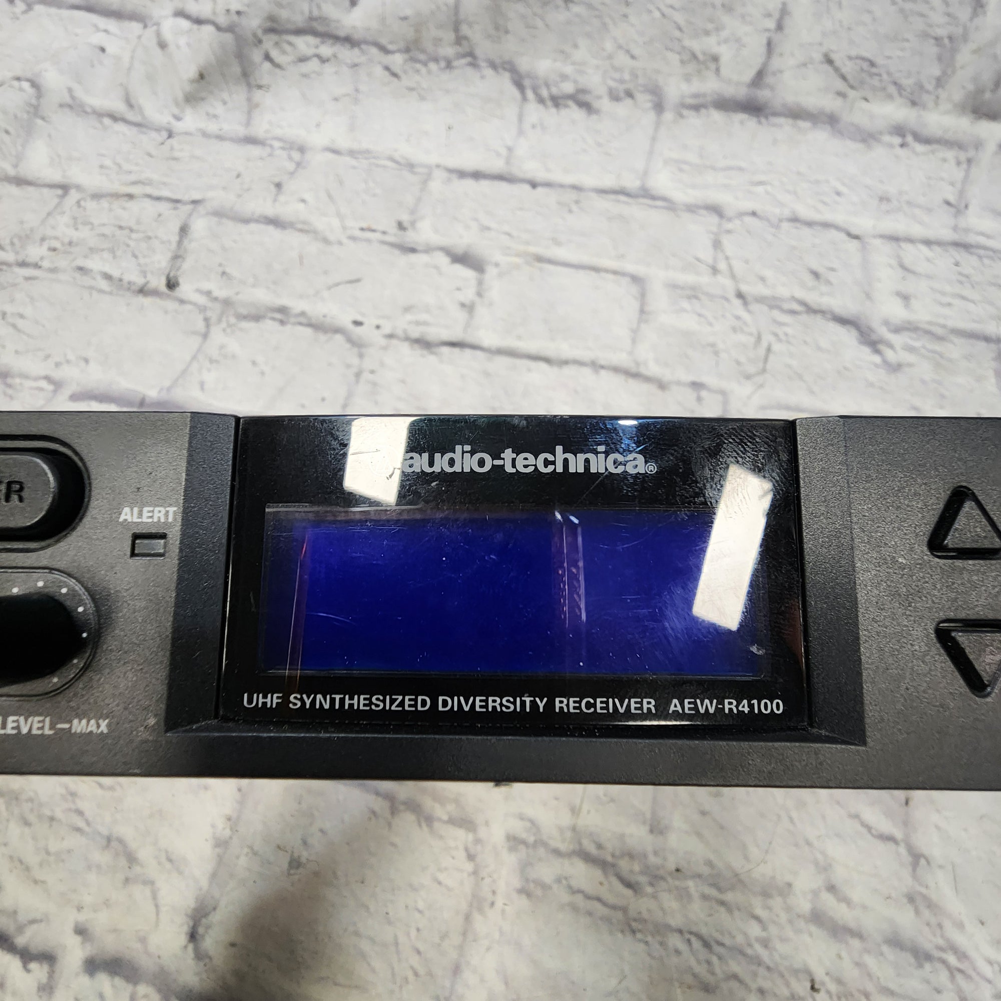 Audio Technica AEW-R4100 AEW-T1000 Wireless Outfit