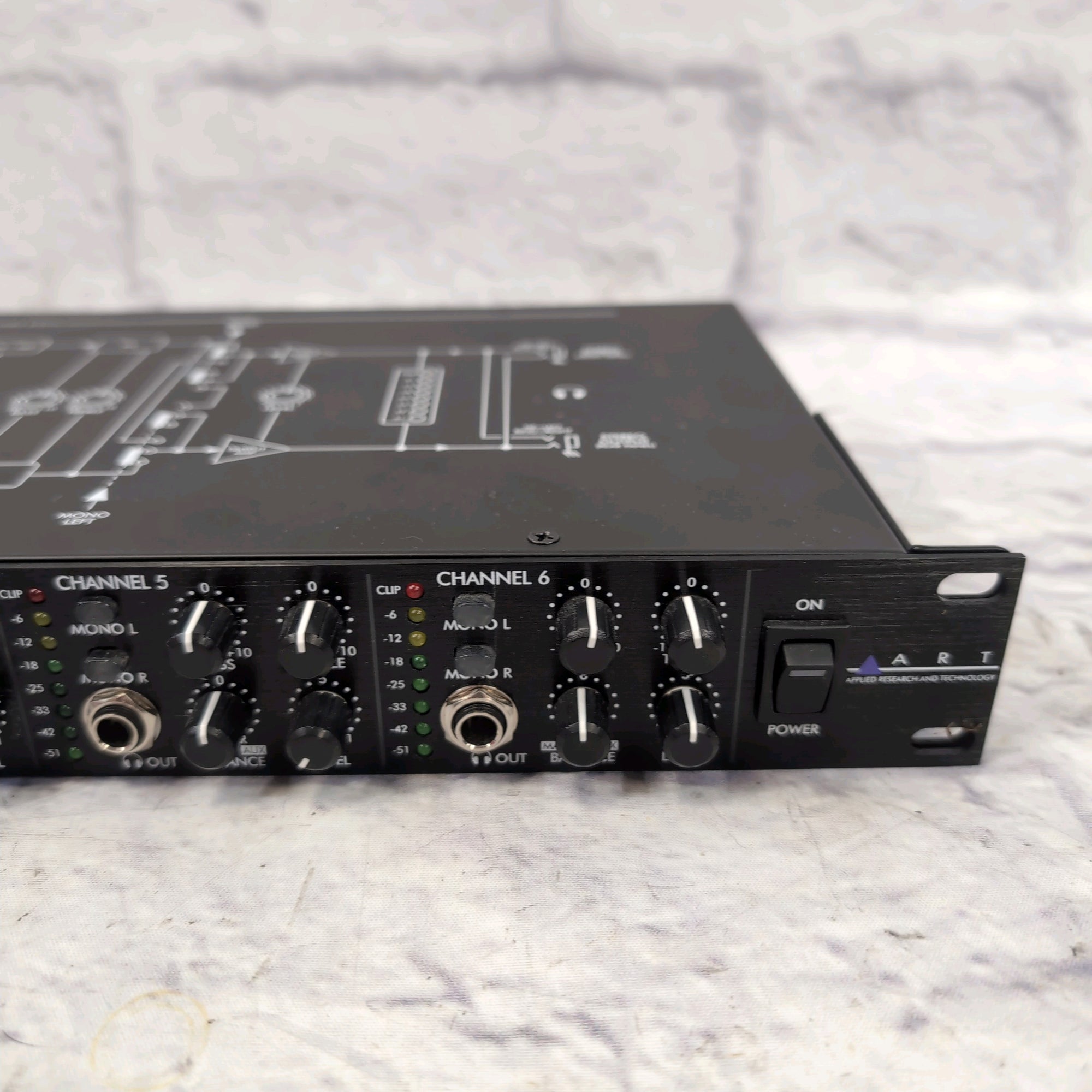 Art 806 Headamp 6 Pro Headphone Amp