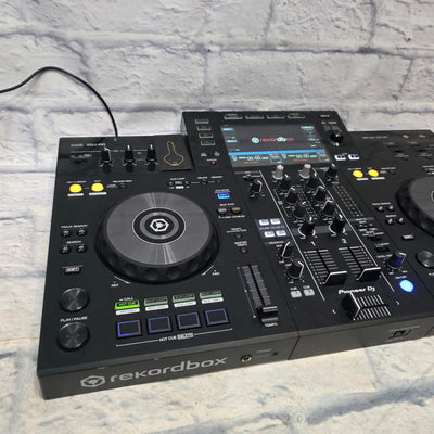 Pioneer XDJ-RR 2 Channel All-in-One DJ System (With Wheeled Carrying Case)