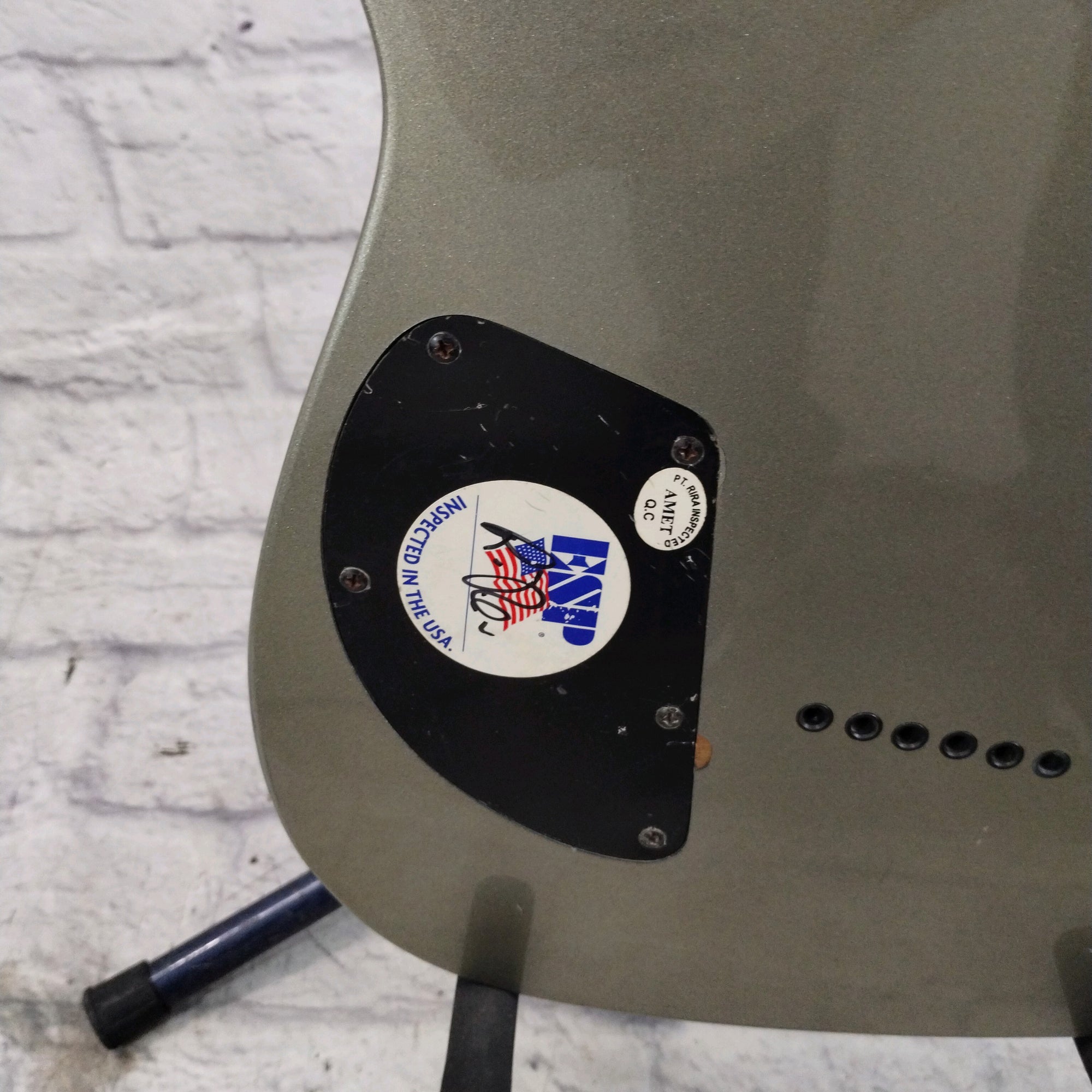 LTD MH-50NT Electric Guitar