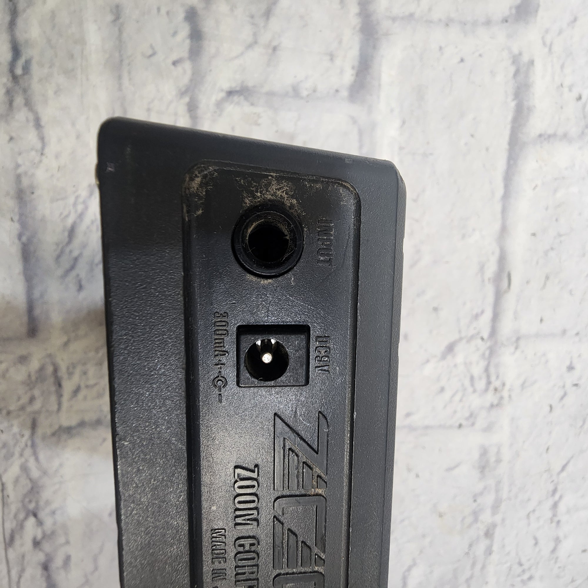 Zoom 505 Guitar Multi Effects Pedal